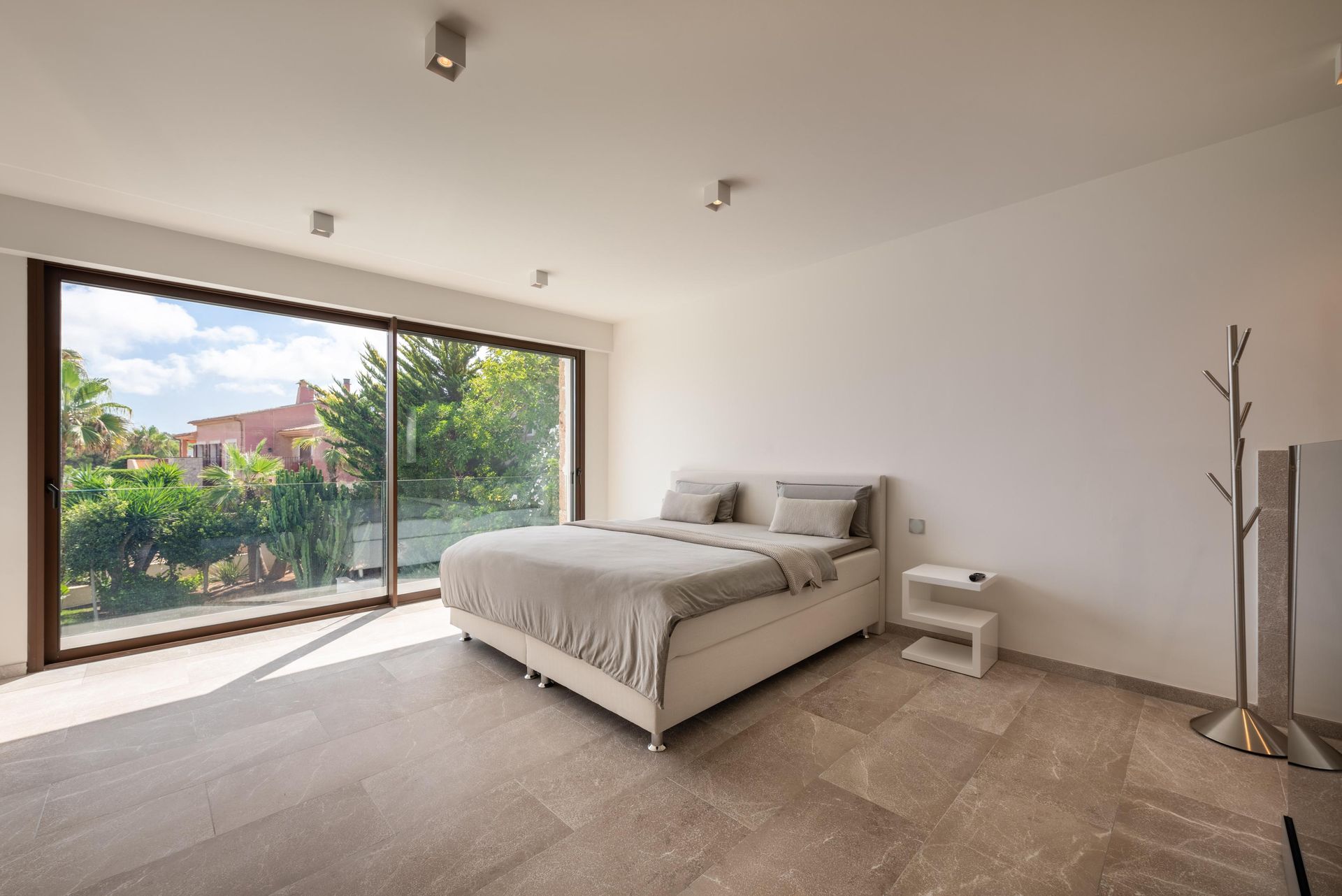 Spacious luxury villa in Nova Santa Ponsa