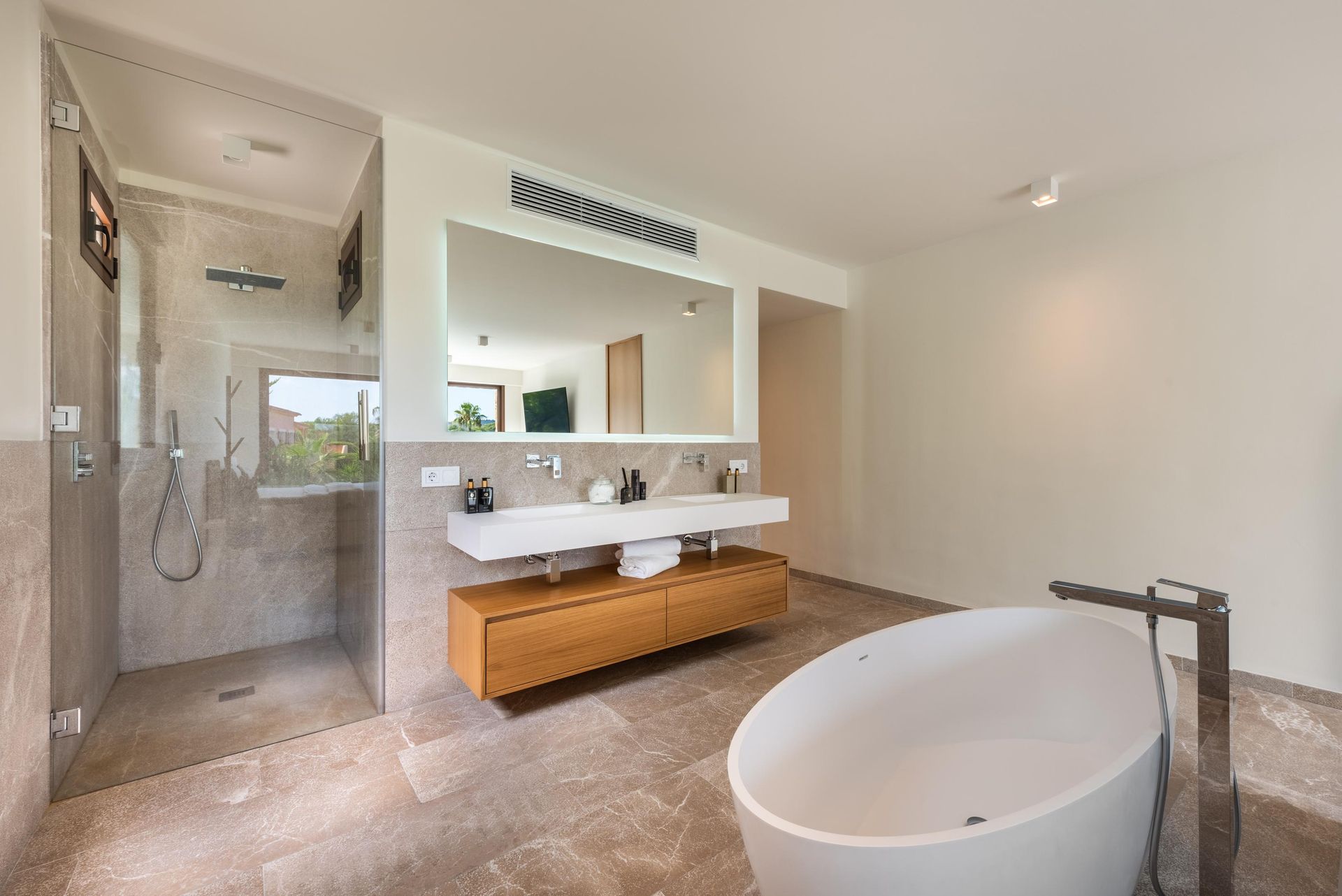 Spacious luxury villa in Nova Santa Ponsa