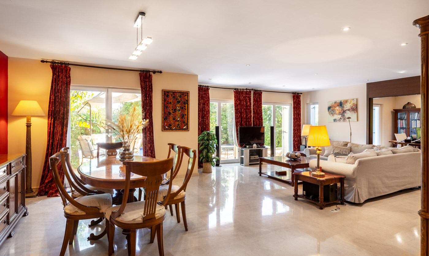 Spacious house in Torrenova close to the sea