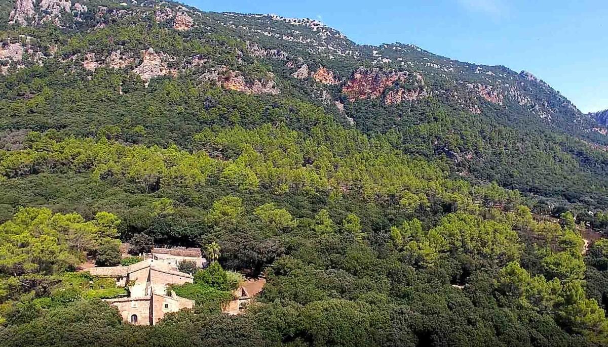 Amazing new mansion in the heart of Tramuntana mountains in Orient