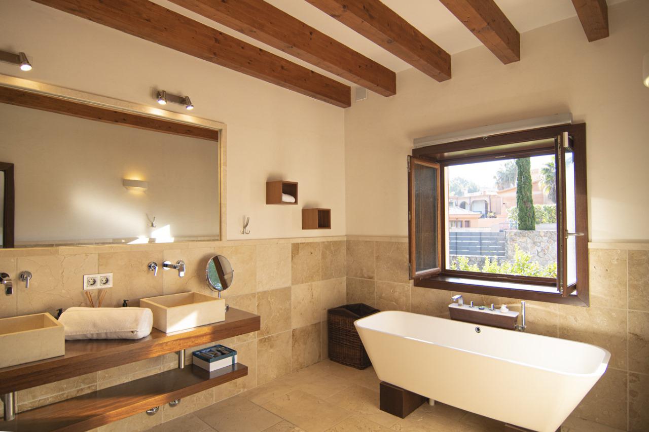 Prime Luxury Villa for Sale in Santa Ponsa next to the Golf Course