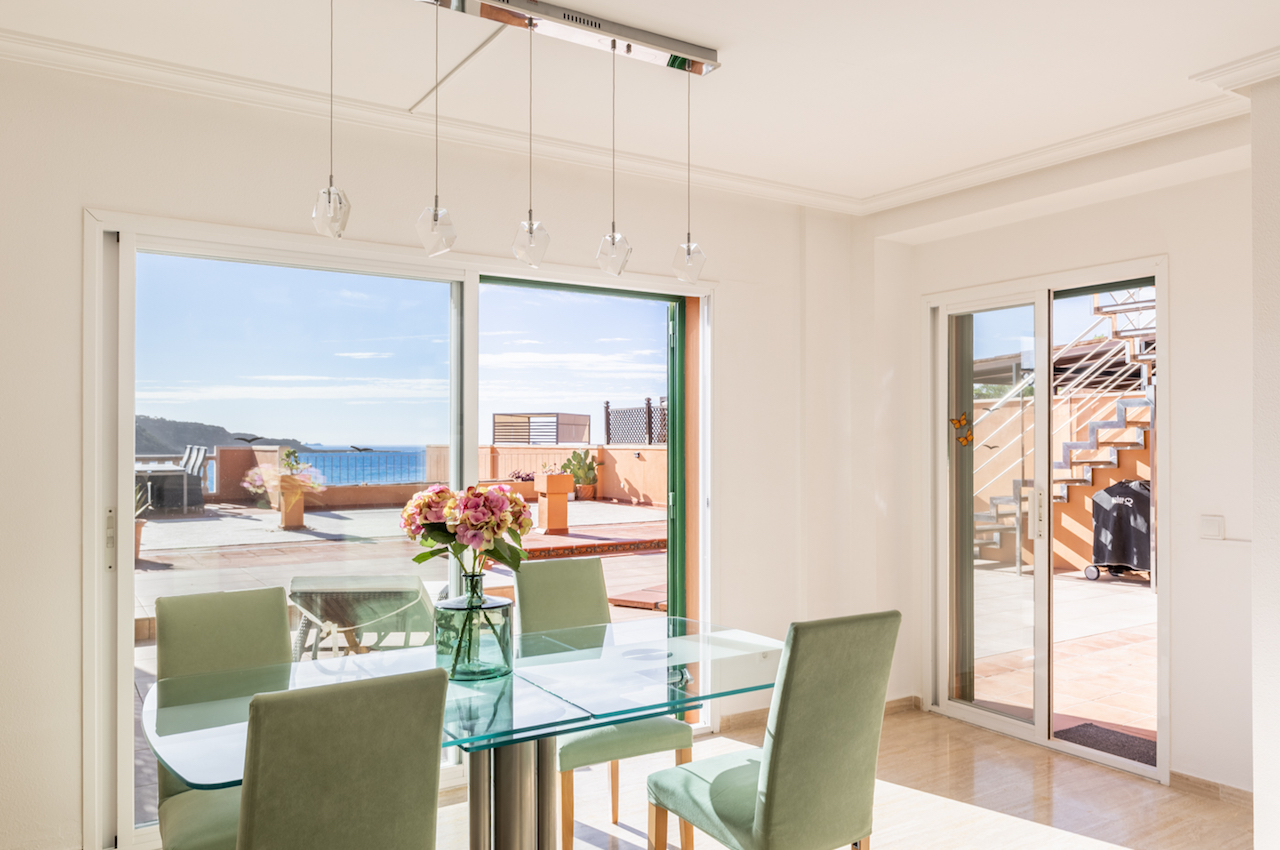 Two Combined Apartments with breathtaking sea views