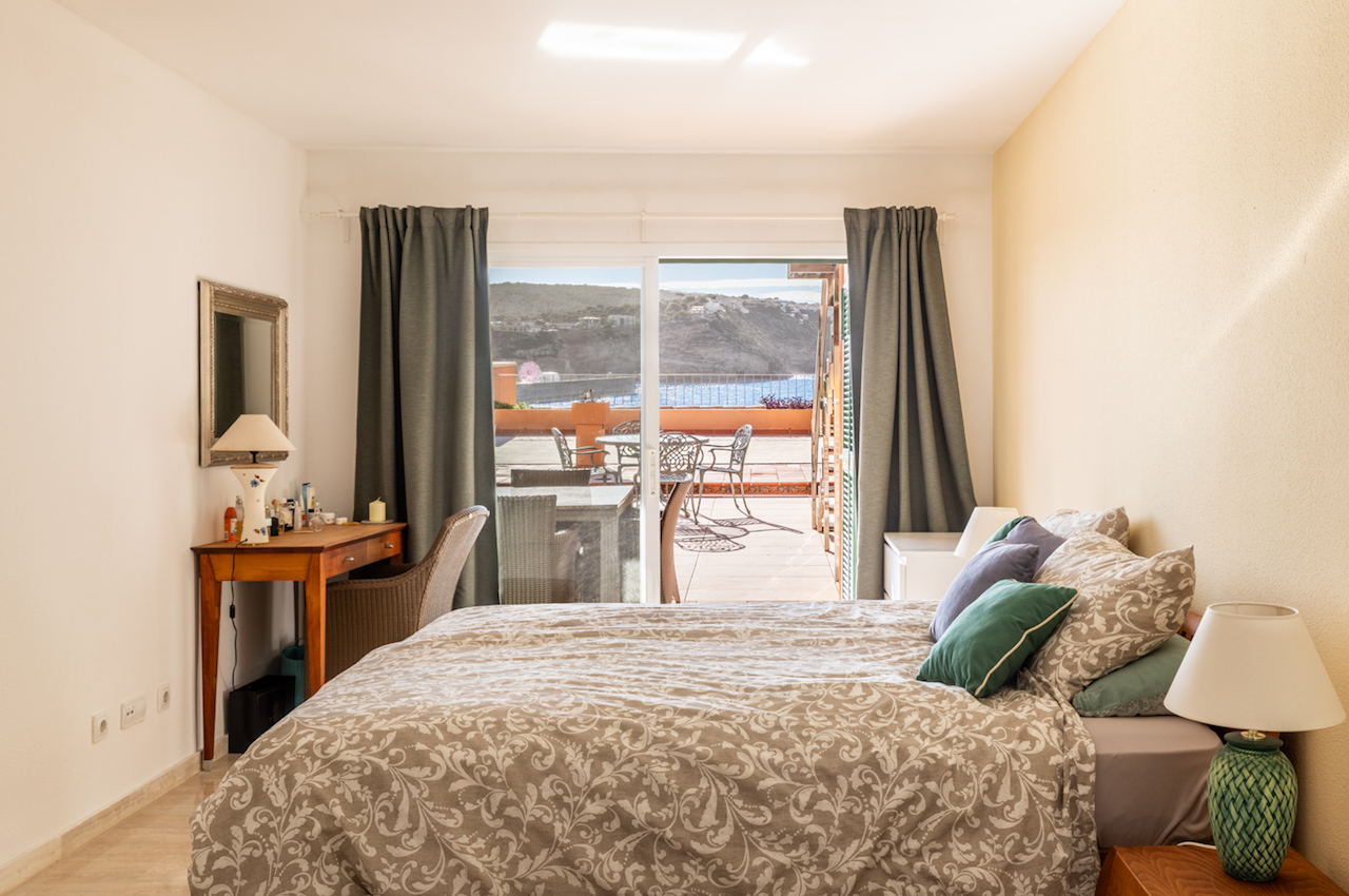 Two Combined Apartments with breathtaking sea views