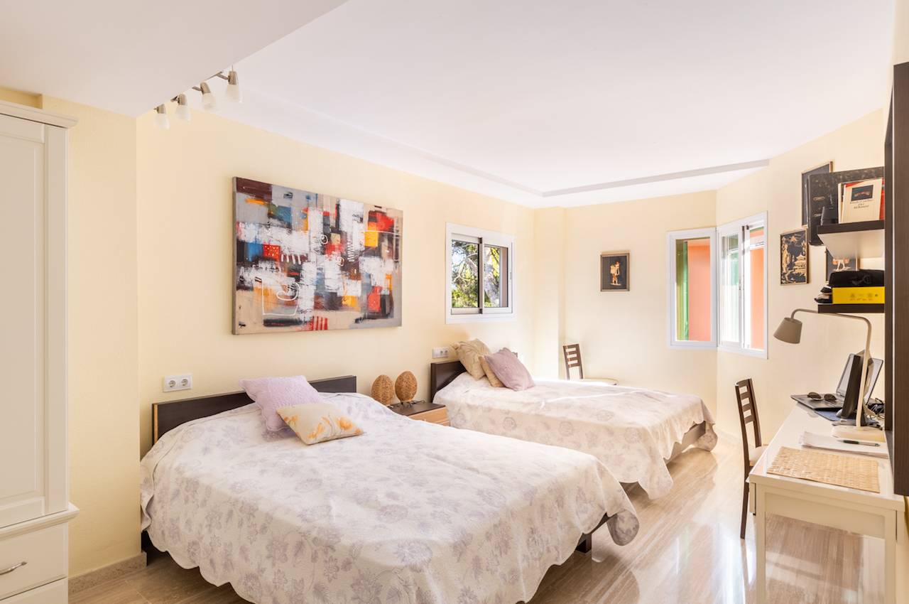 Two Combined Apartments with breathtaking sea views