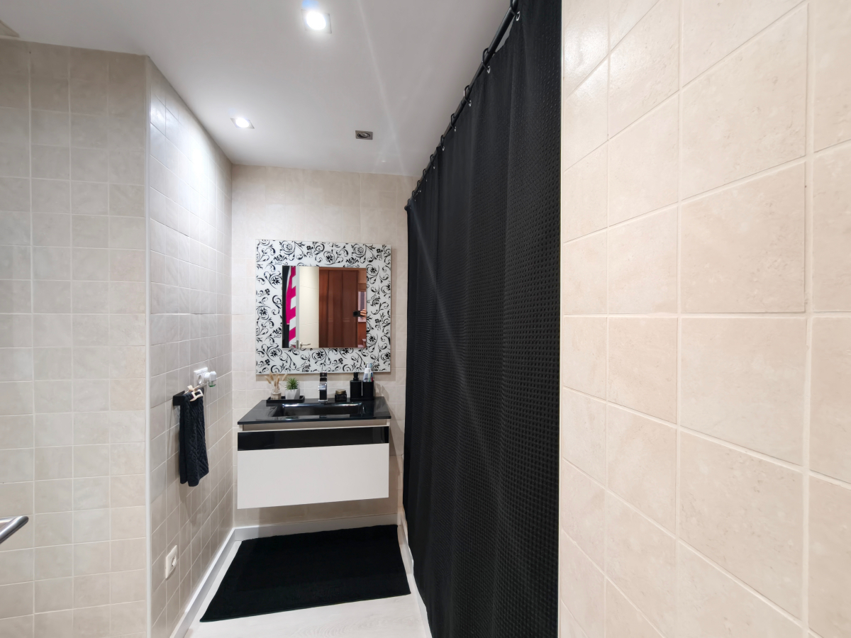 Bright Apartment with Parking in Center of Andratx