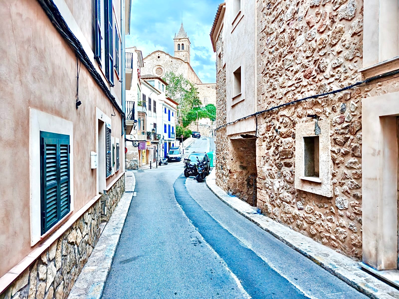 Stilren och funktionell lägenhet i hjärtat av Andratx, Mallorca