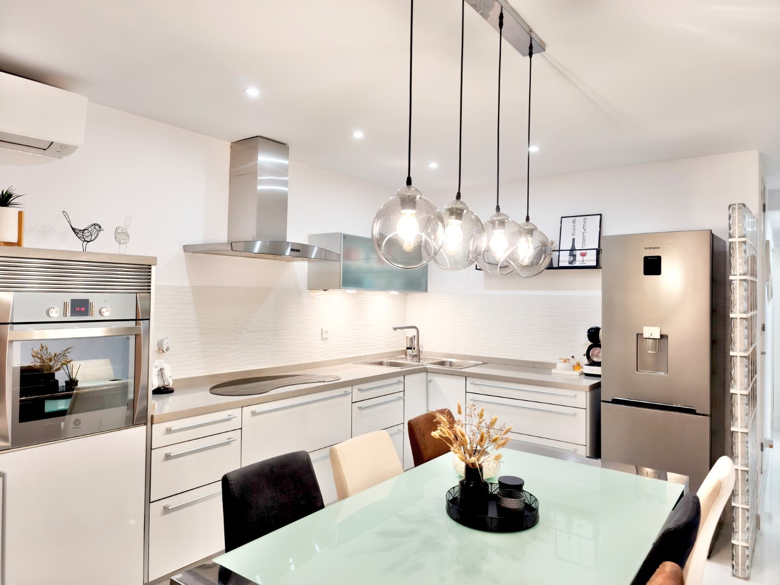 Stilren och funktionell lägenhet i hjärtat av Andratx, Mallorca