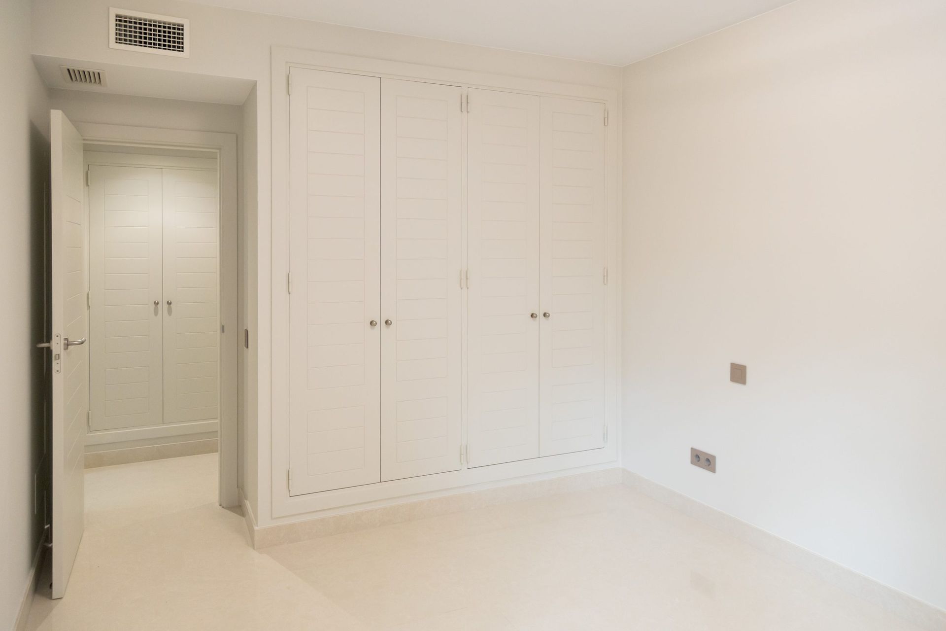 Refurbished luxury garden apartment for sale in Sol de Mallorca