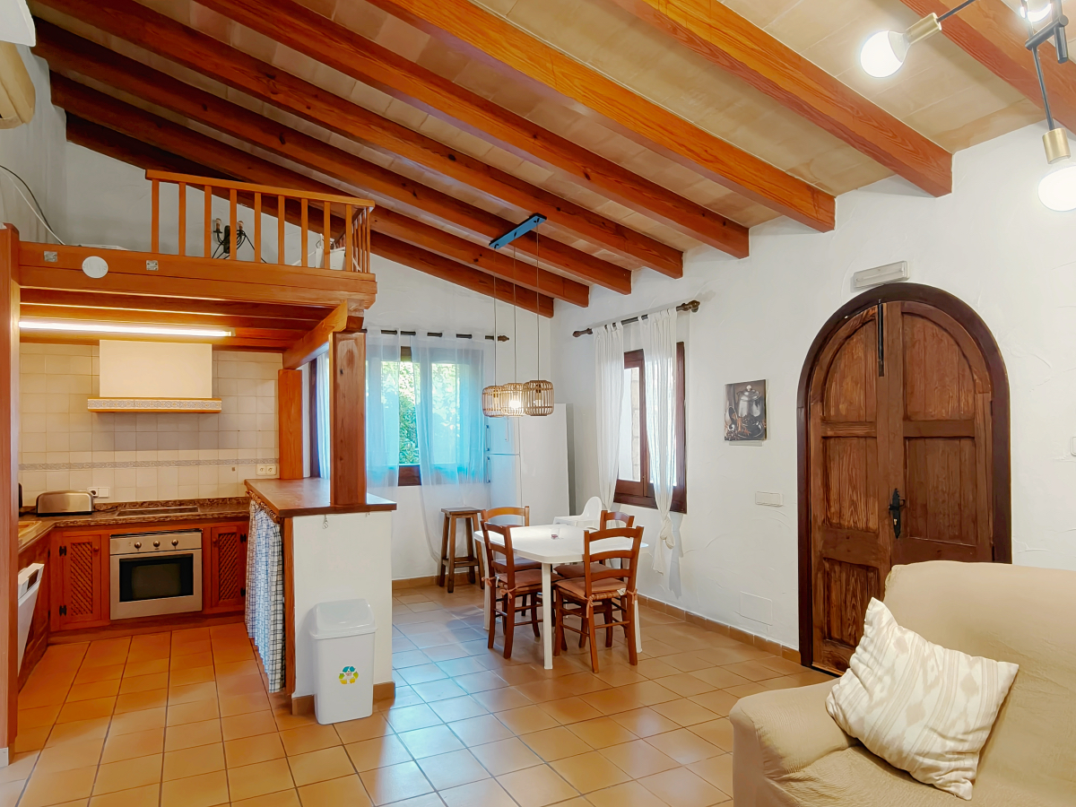 Charming Villa for sale in Pollença with Touristic Rental License