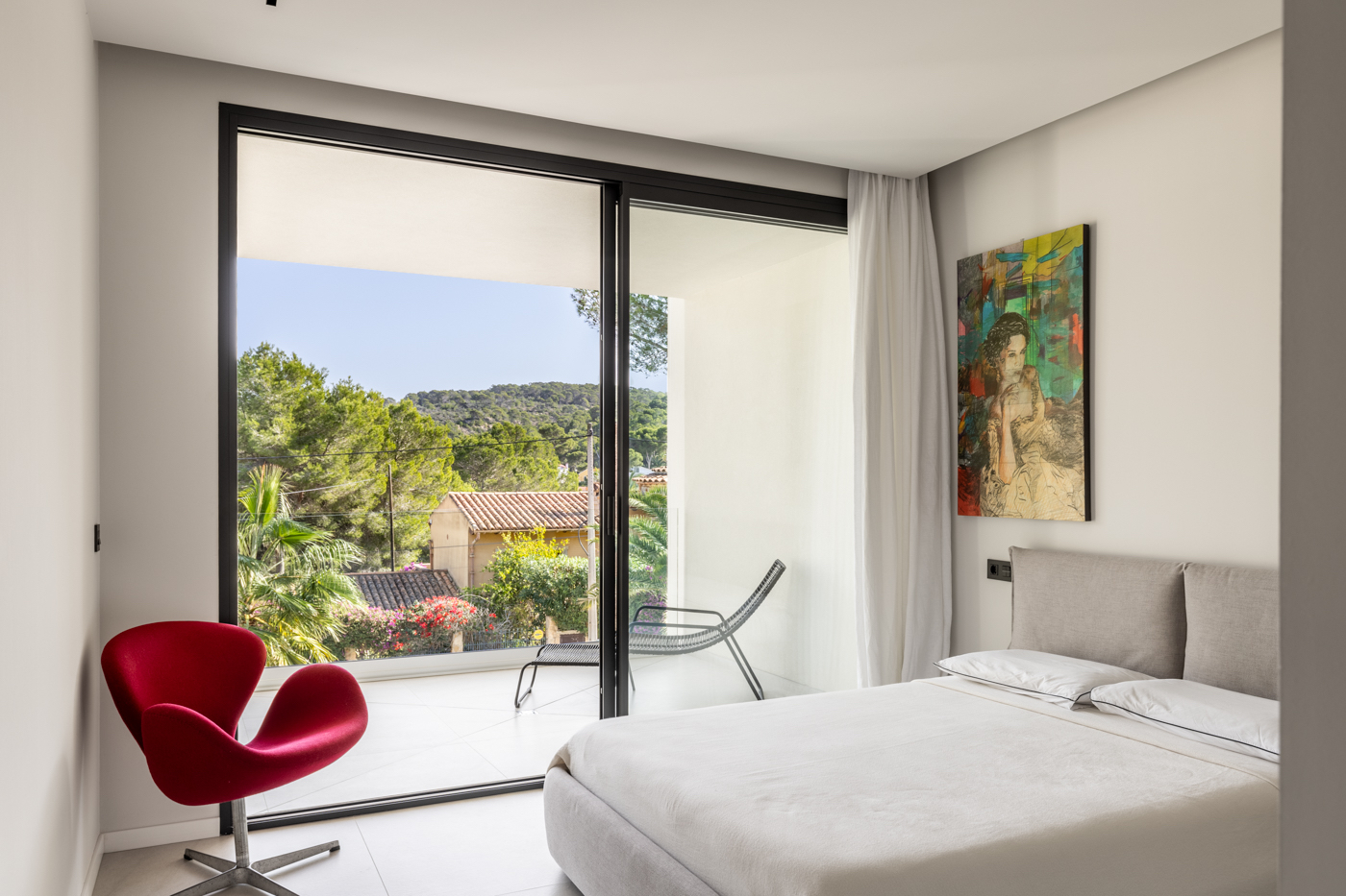 Contemporary Luxury Villa for Sale near Port Adriano