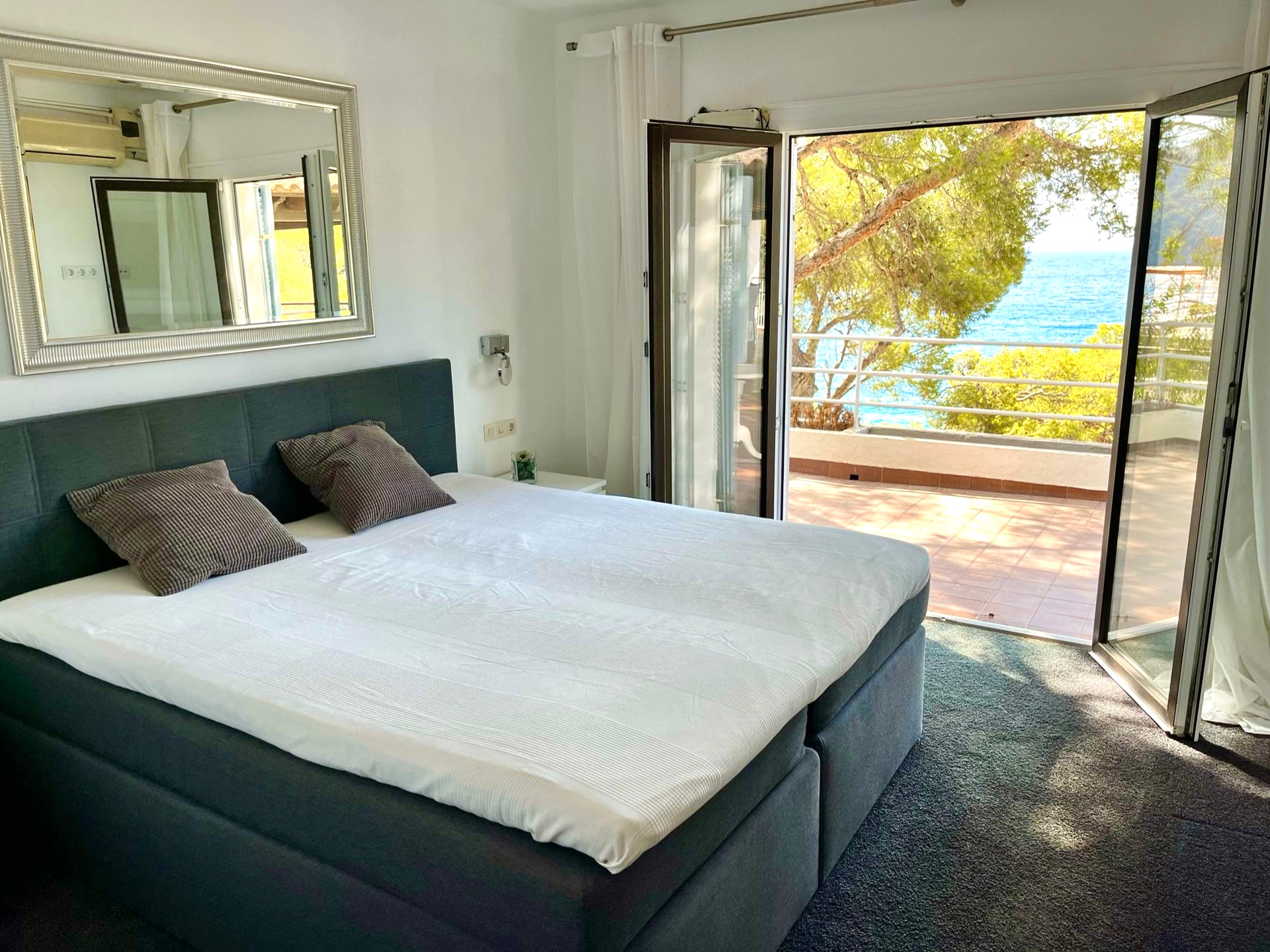 Exklusiv villa att hyra i Camp de Mar vid havet