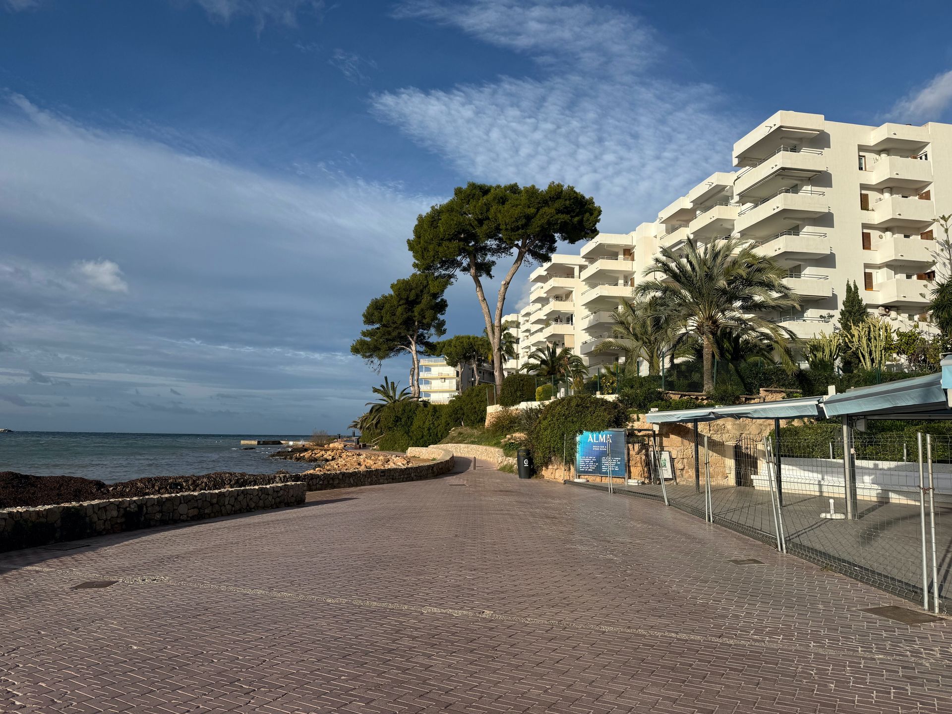 Luxury Apartment for Sale in Seafront Santa Ponsa with Stunning Sea Views