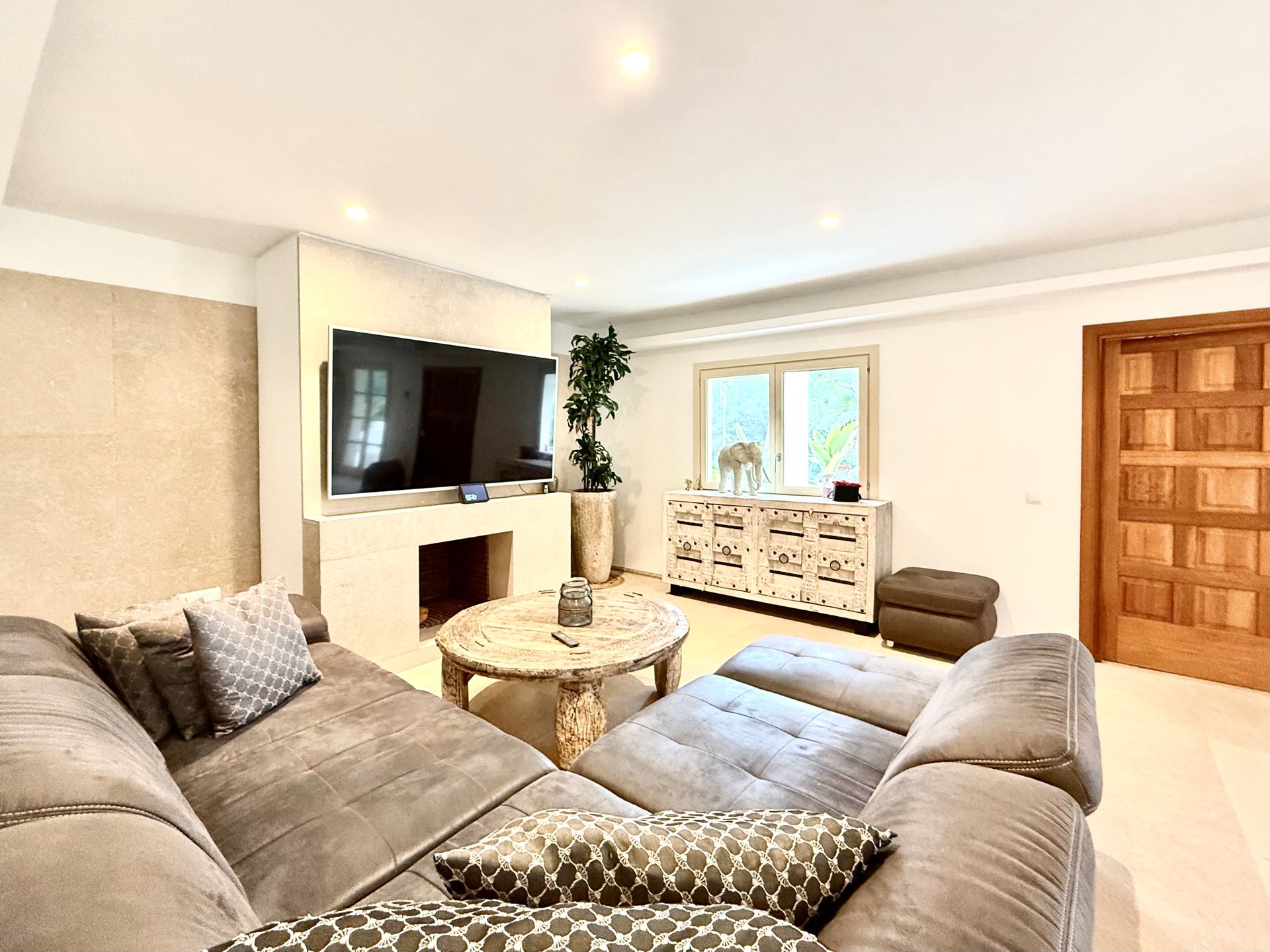 Luxury Mediterranean Villa for Sale in Costa de la Calma, Mallorca