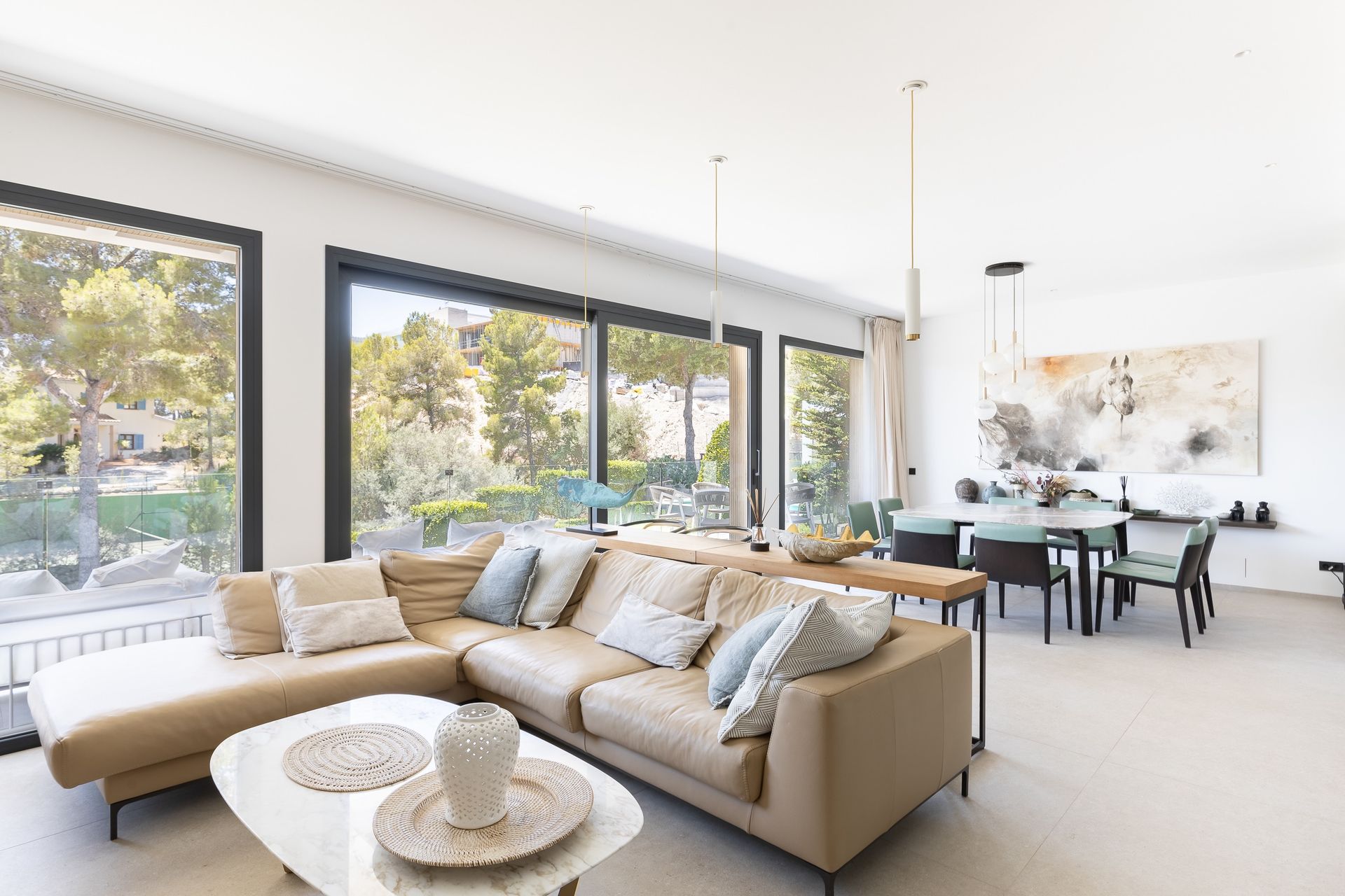 Luxury Villa with Separate Guest House for Sale in Camp de Mar