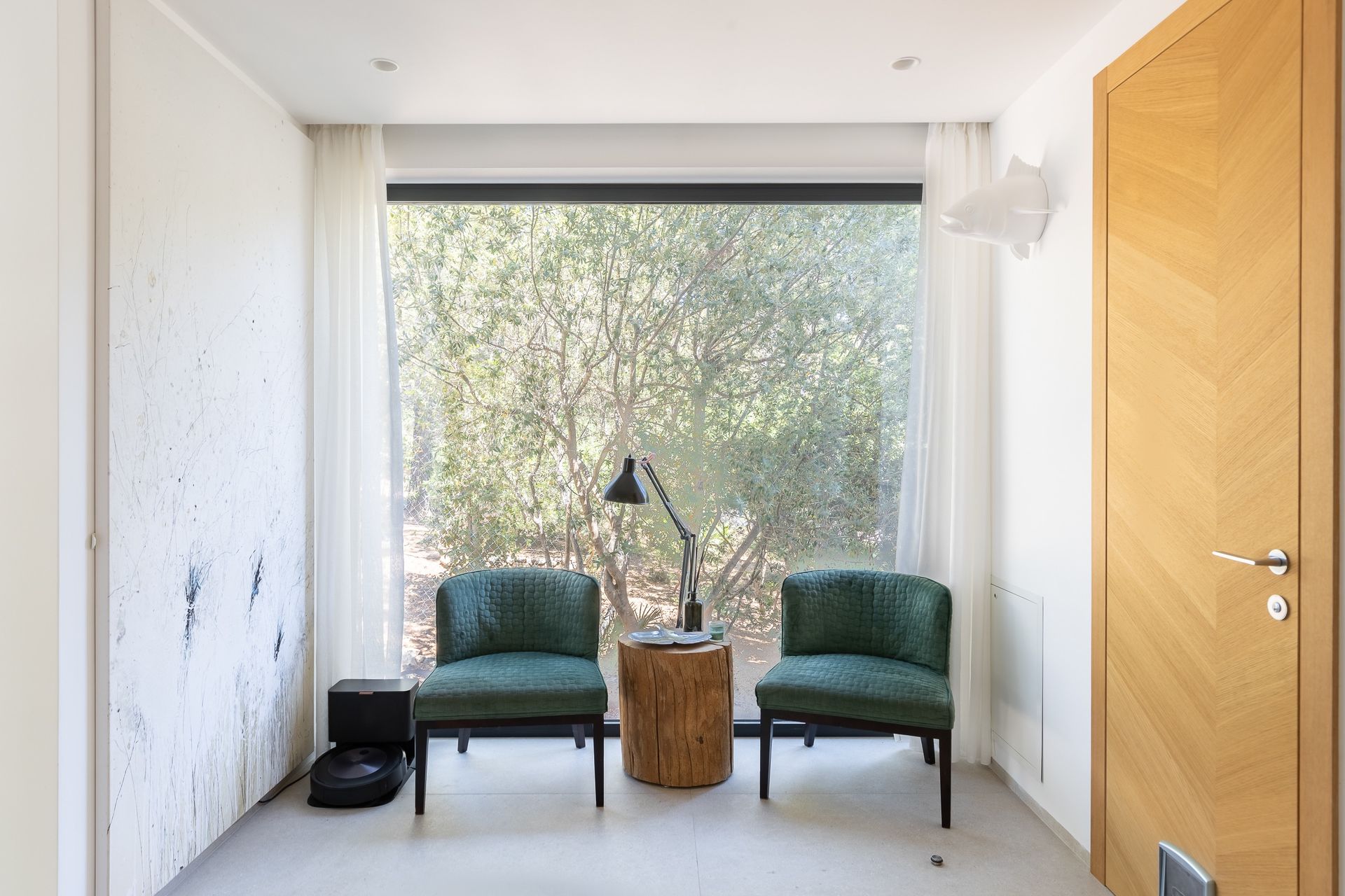 Luxury Villa with Separate Guest House for Sale in Camp de Mar