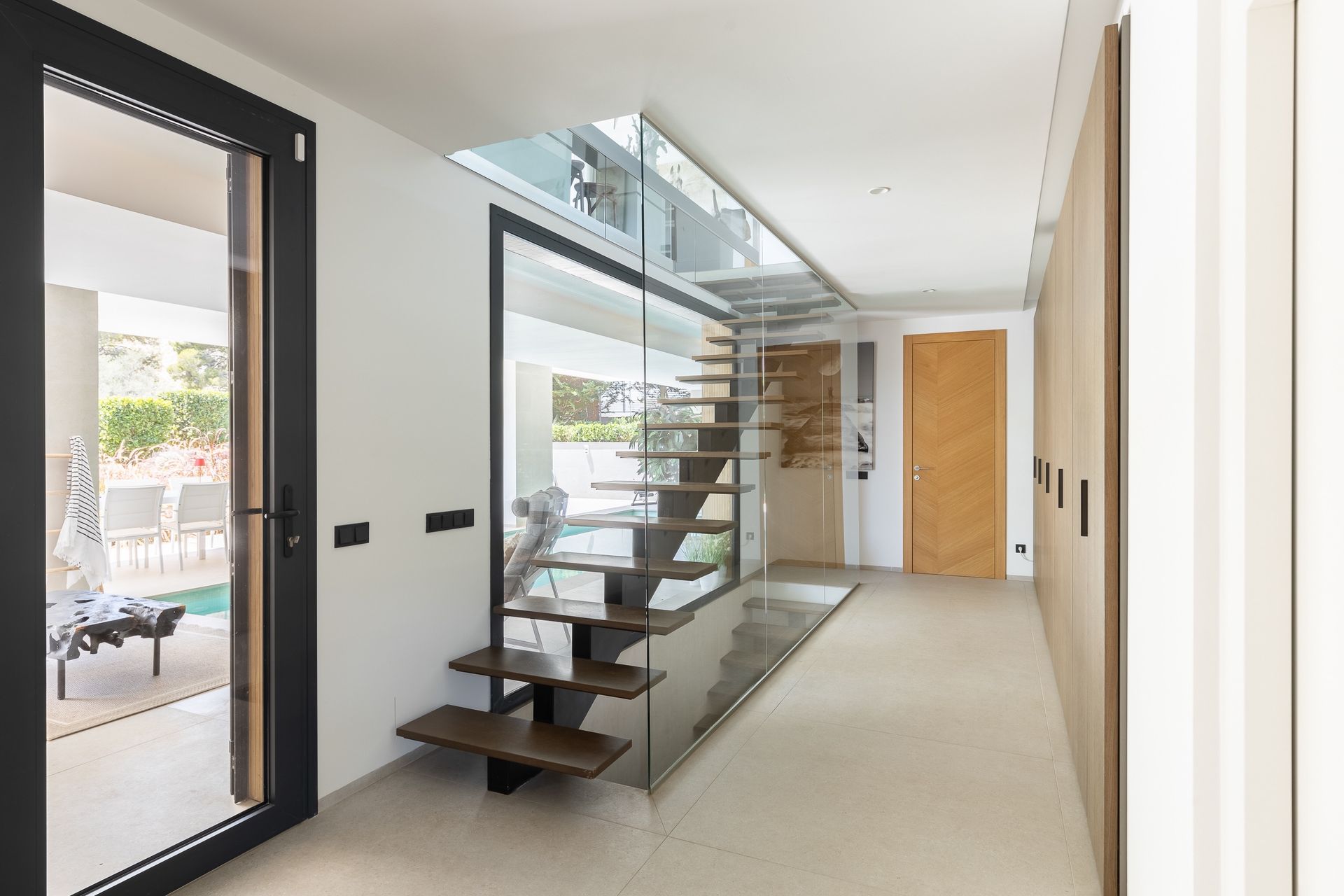 Luxury Villa with Separate Guest House for Sale in Camp de Mar