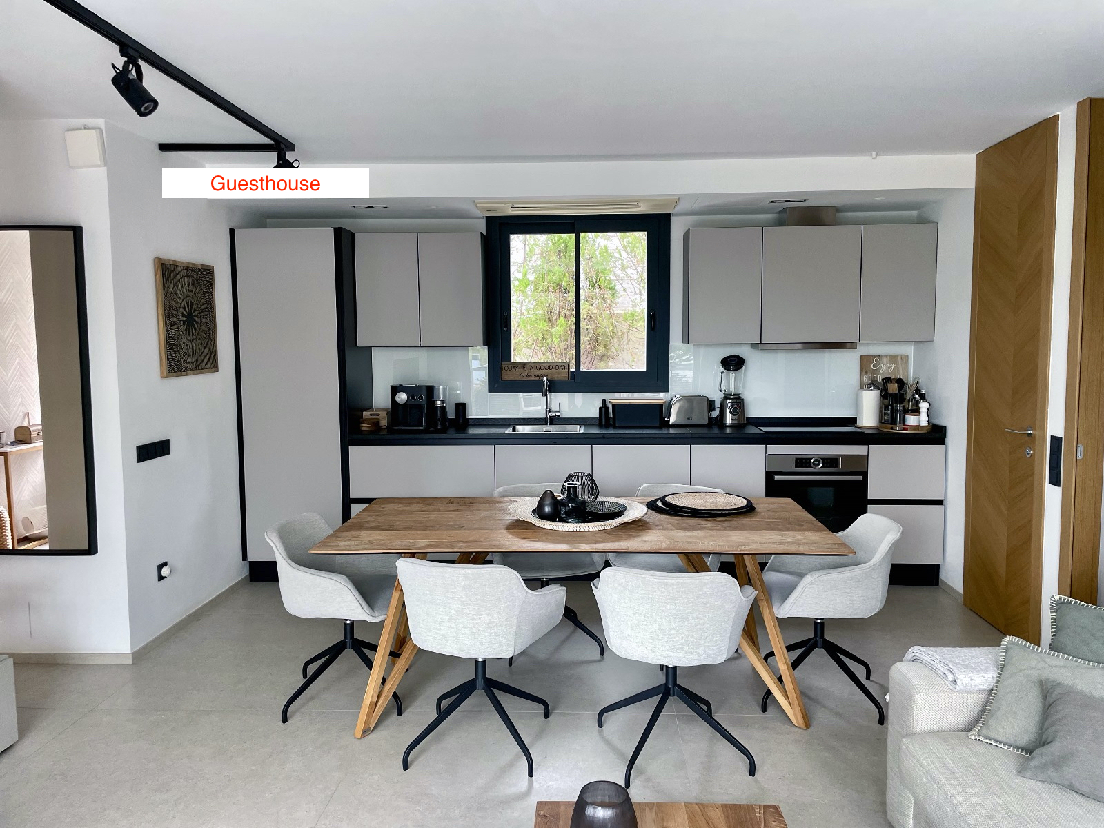 Luxury Villa with Separate Guest House for Sale in Camp de Mar