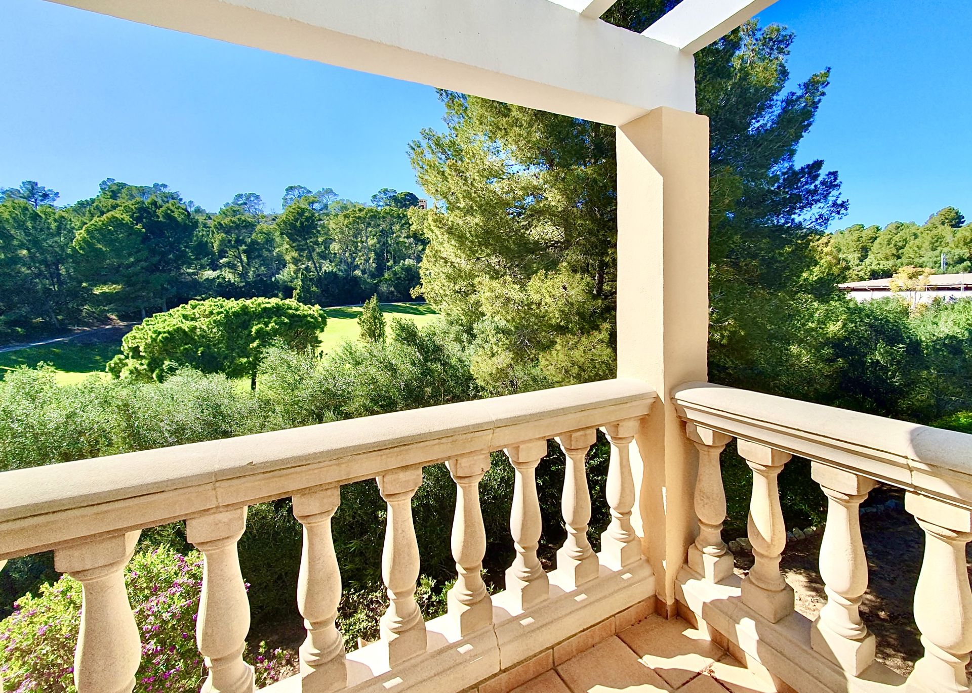 Luxury Townhouse for Sale in Camp de Mar