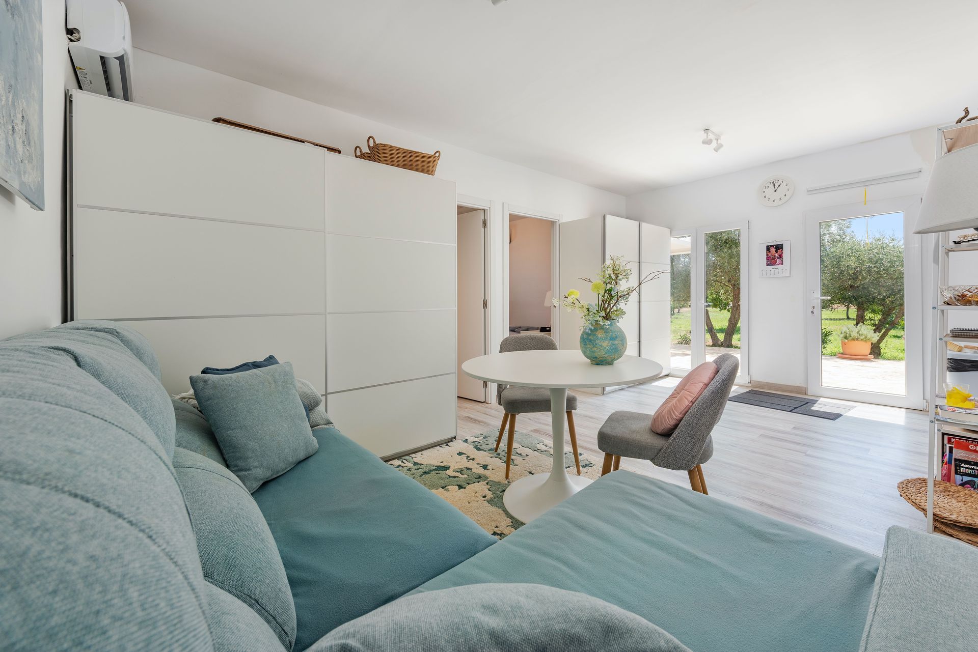 Elegant Country House with Guesthouses for Sale near Binissalem