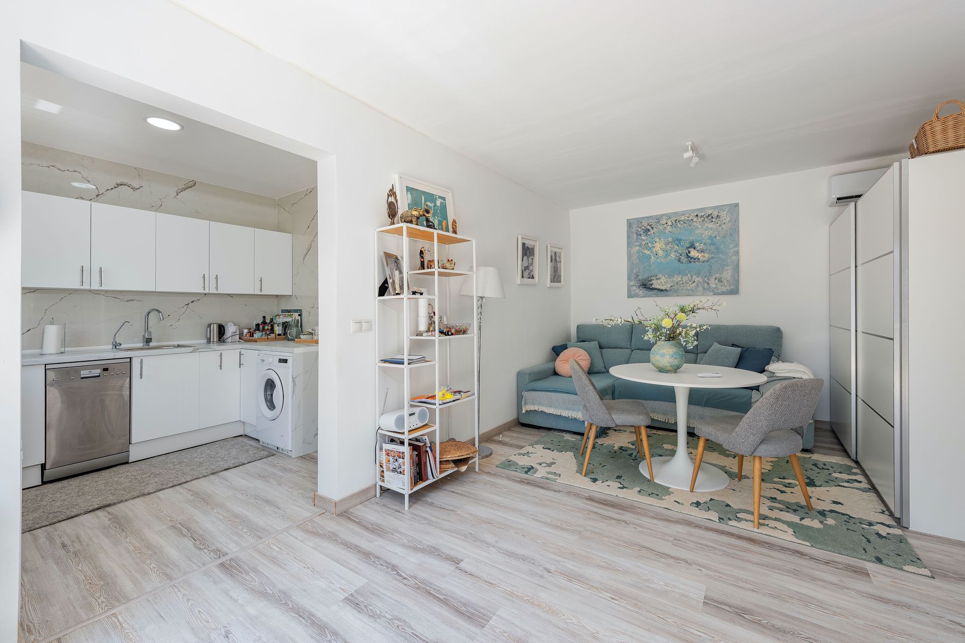 Elegant Country House with Guesthouses for Sale near Binissalem