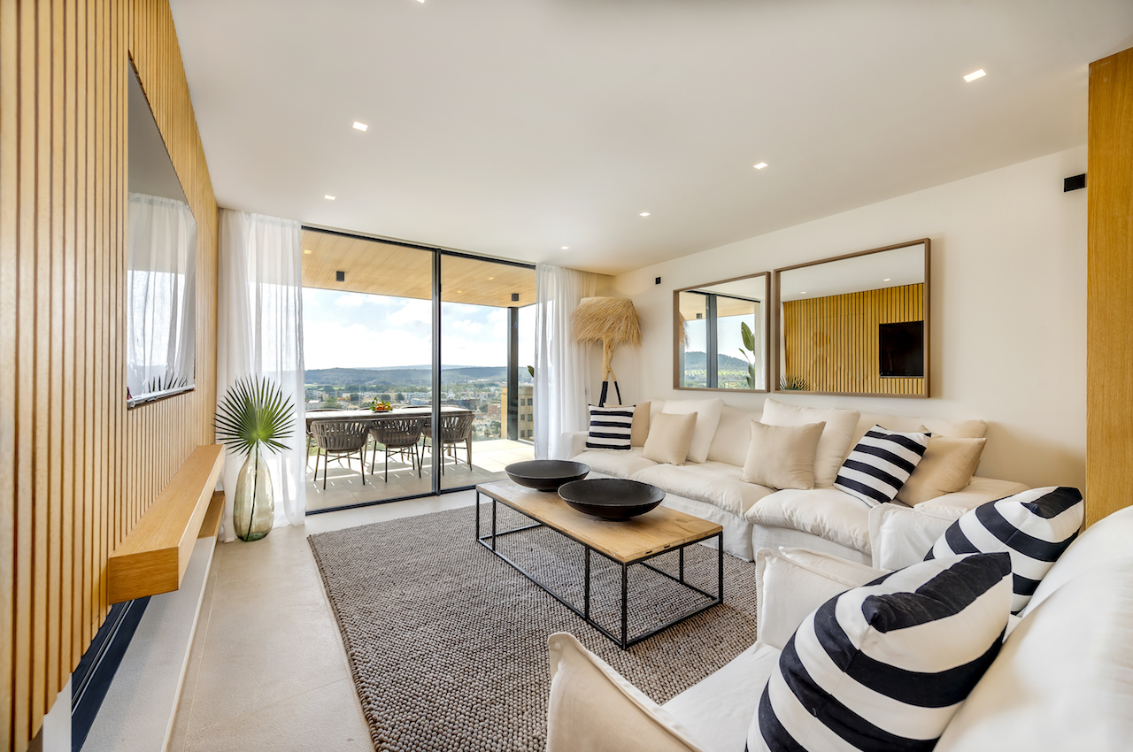 New penthouse for sale in Santa Ponsa with sea views