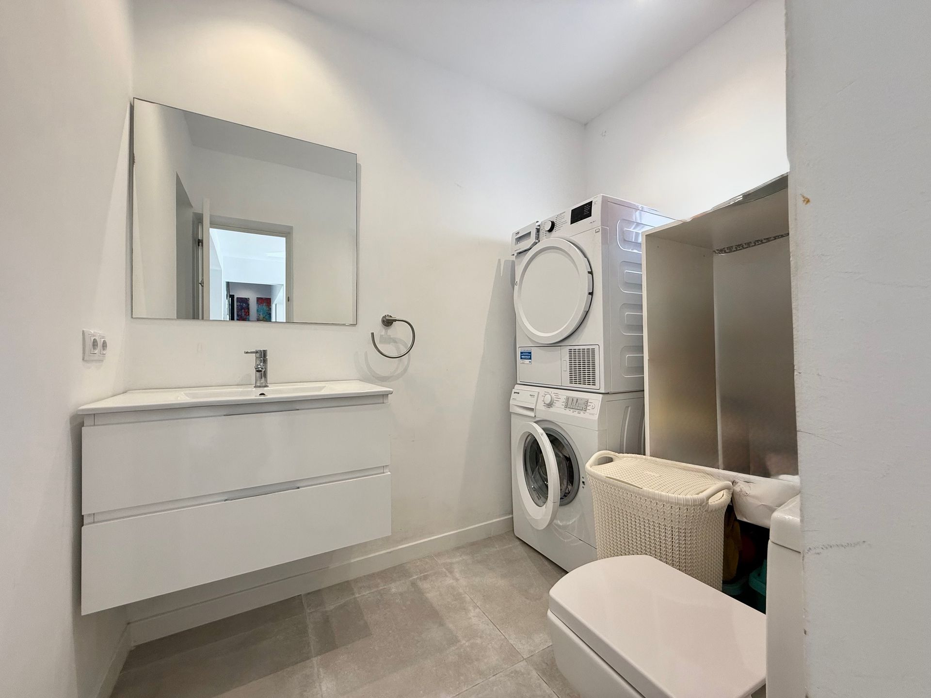 Villa moderna en alquiler en Santa Ponsa