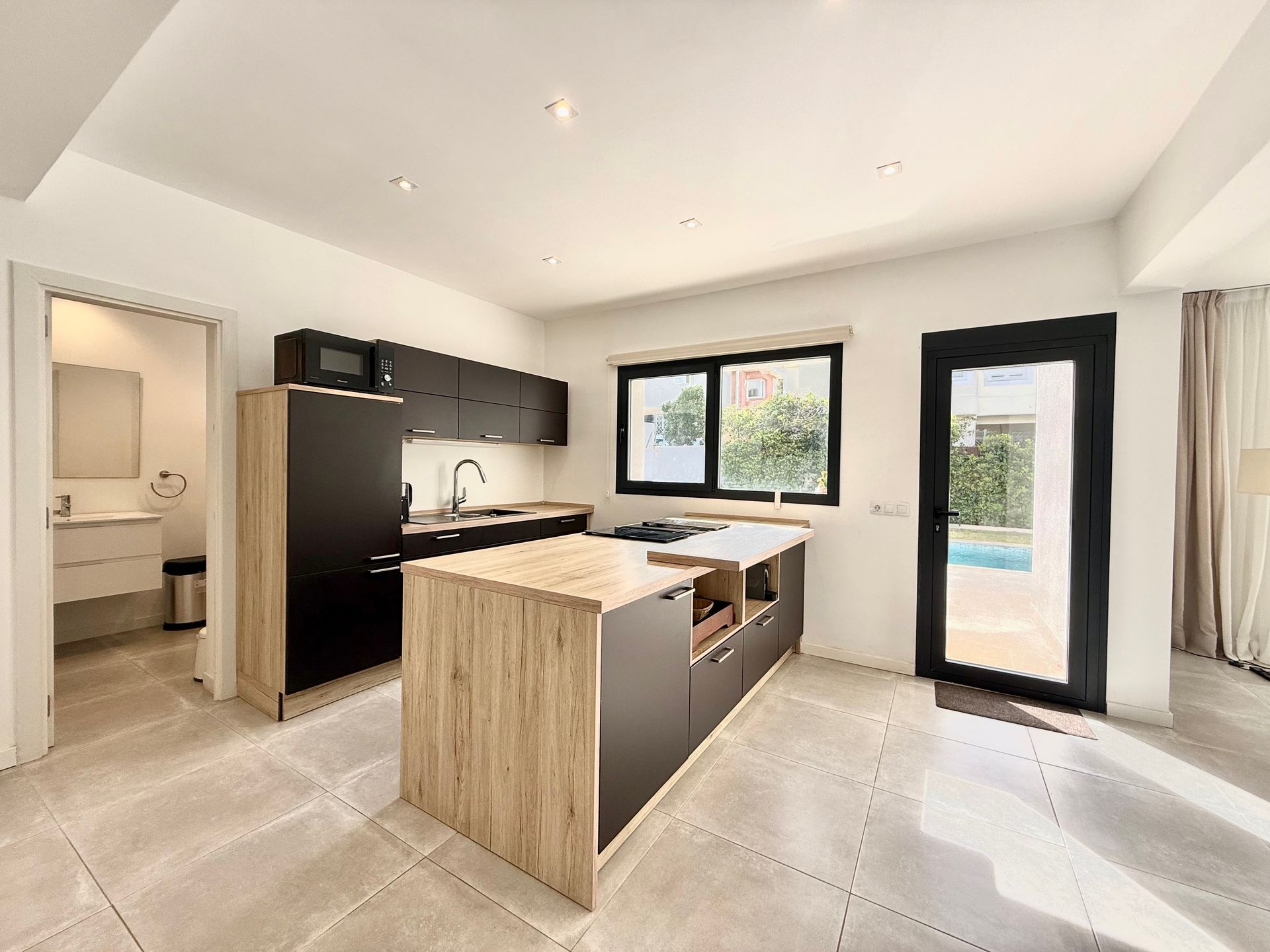 Villa moderna en alquiler en Santa Ponsa