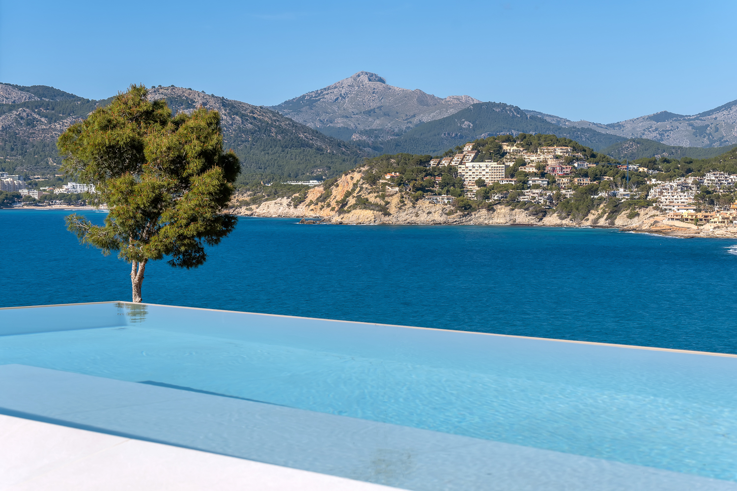 Iconinc Ultra-Luxury Villa for Sale with Sea Views in Santa Ponsa