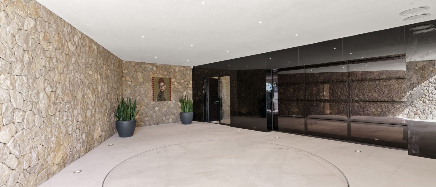 Stunning Sea Views Villa for Sale in Cala Llamp, Port Andratx