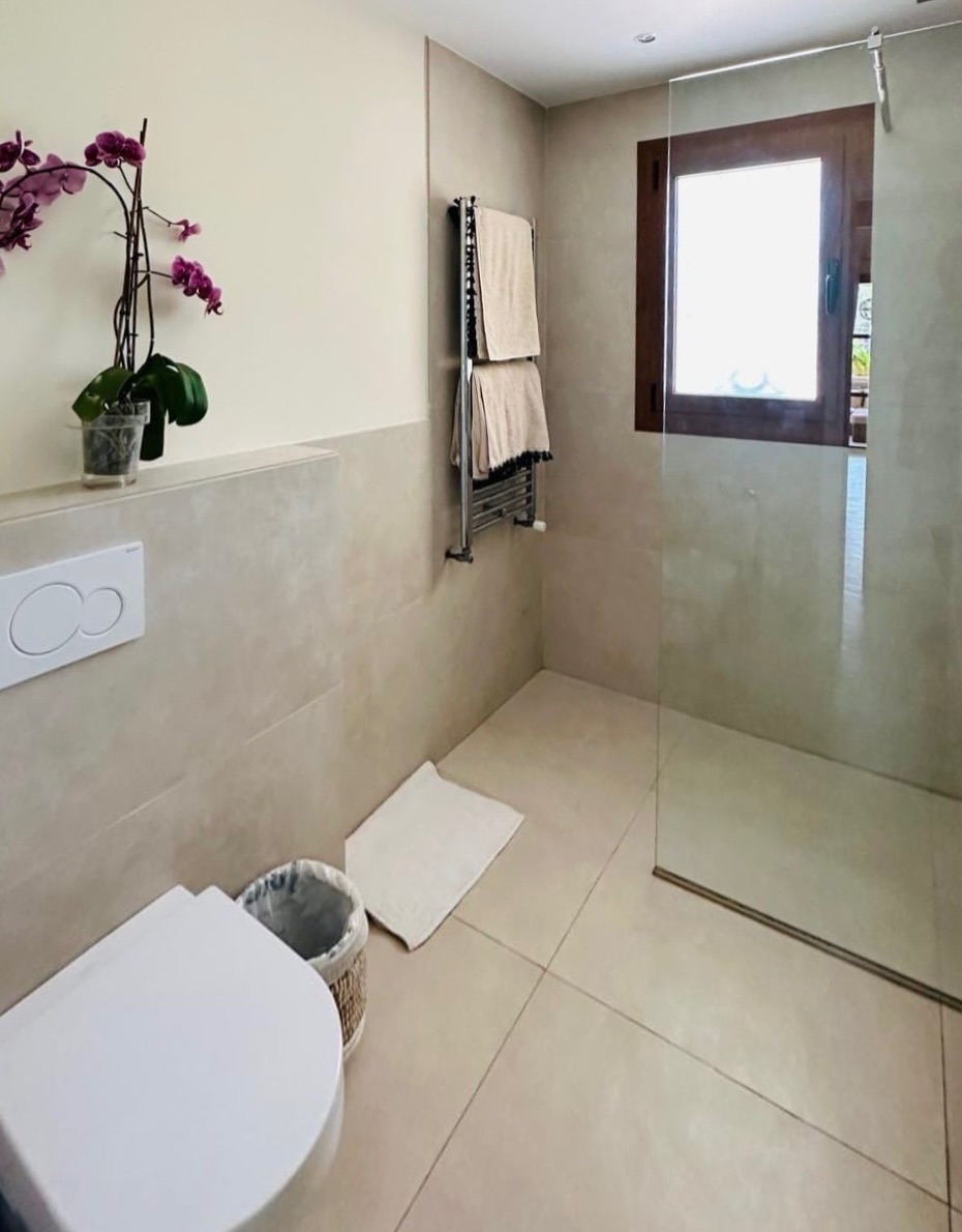 Charming Bungalow Villa for Sale in Santa Ponsa