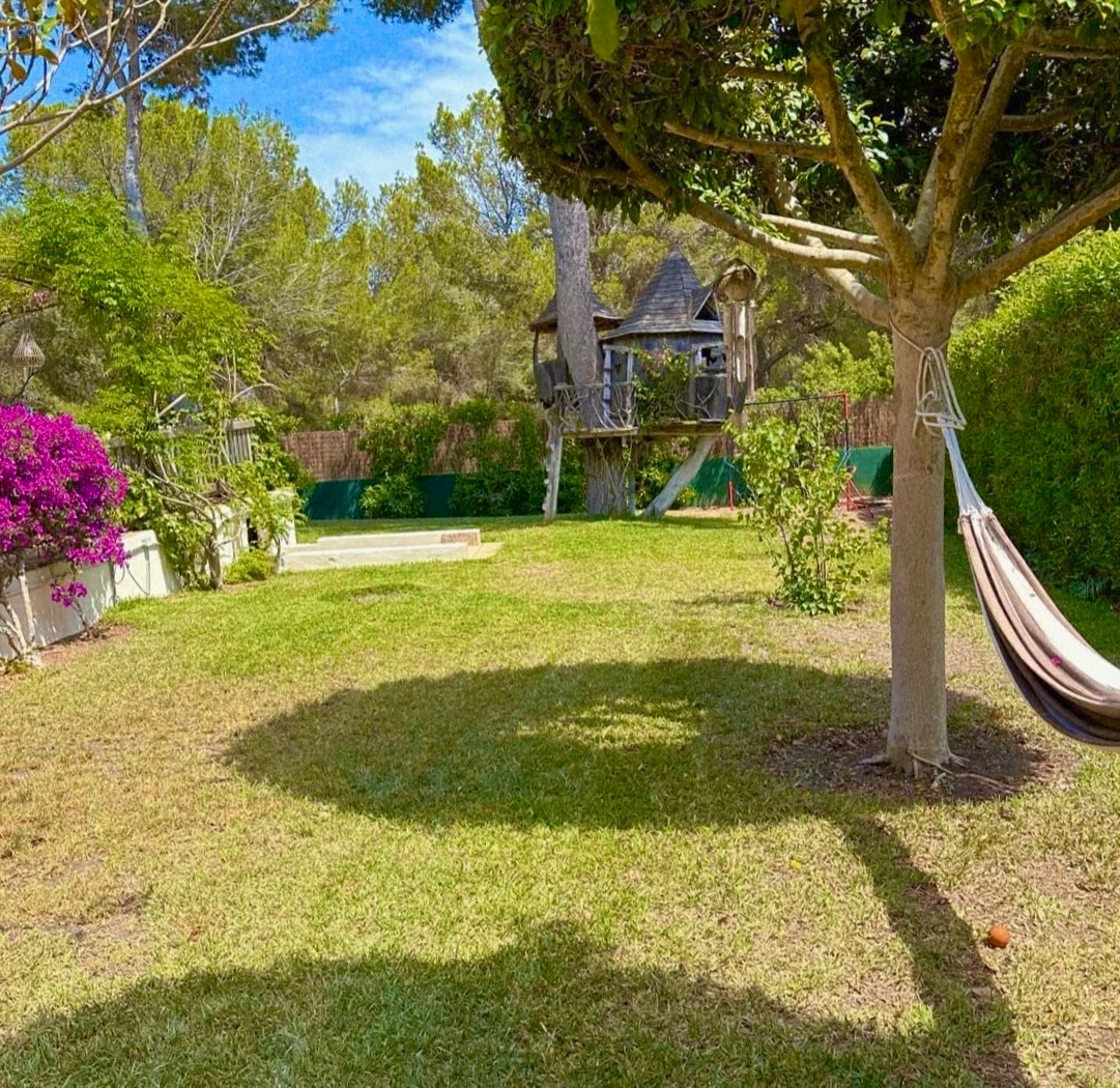 Charming Bungalow Villa for Sale in Santa Ponsa