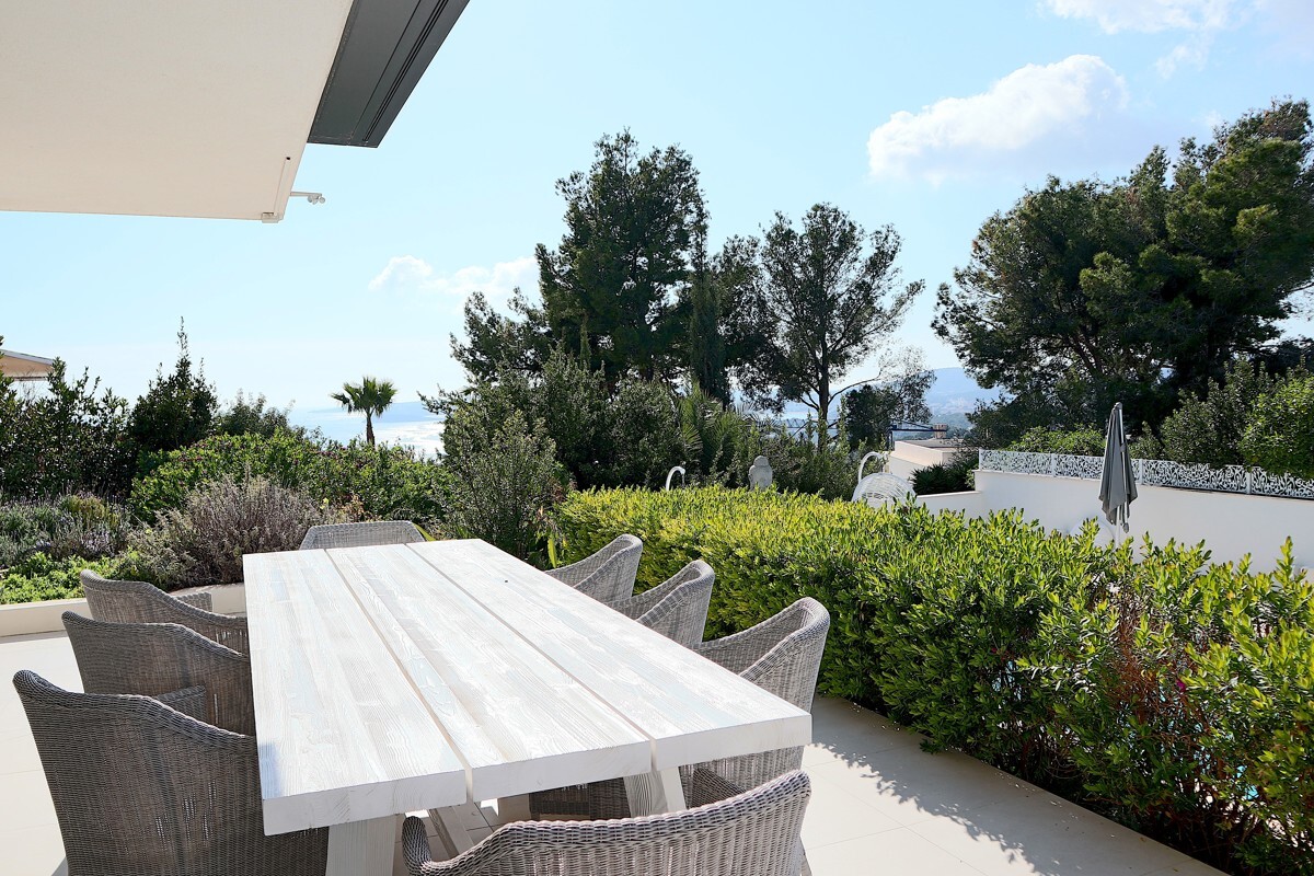 Modern Villa with Seaview for Sale in Portals Nous