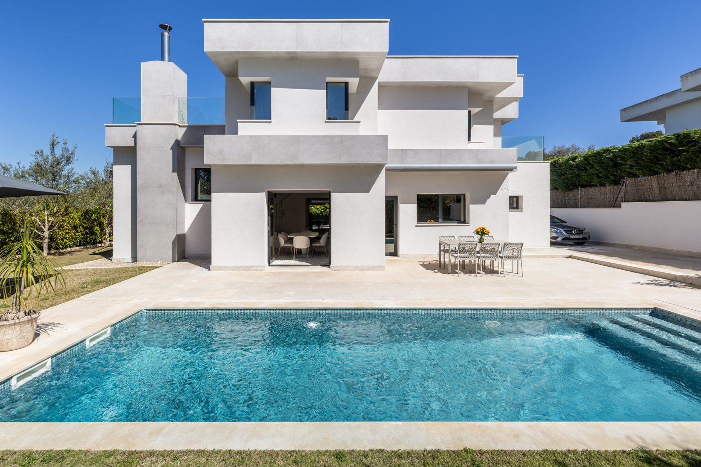 Modern Villa for Sale in Santa Ponsa
