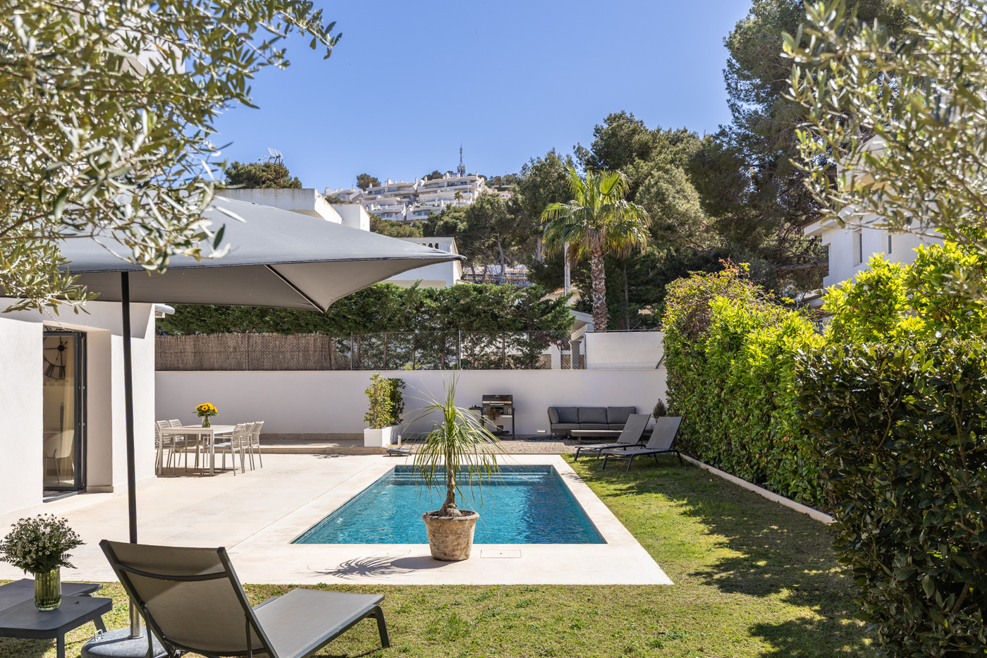 Modern Villa for Sale in Santa Ponsa