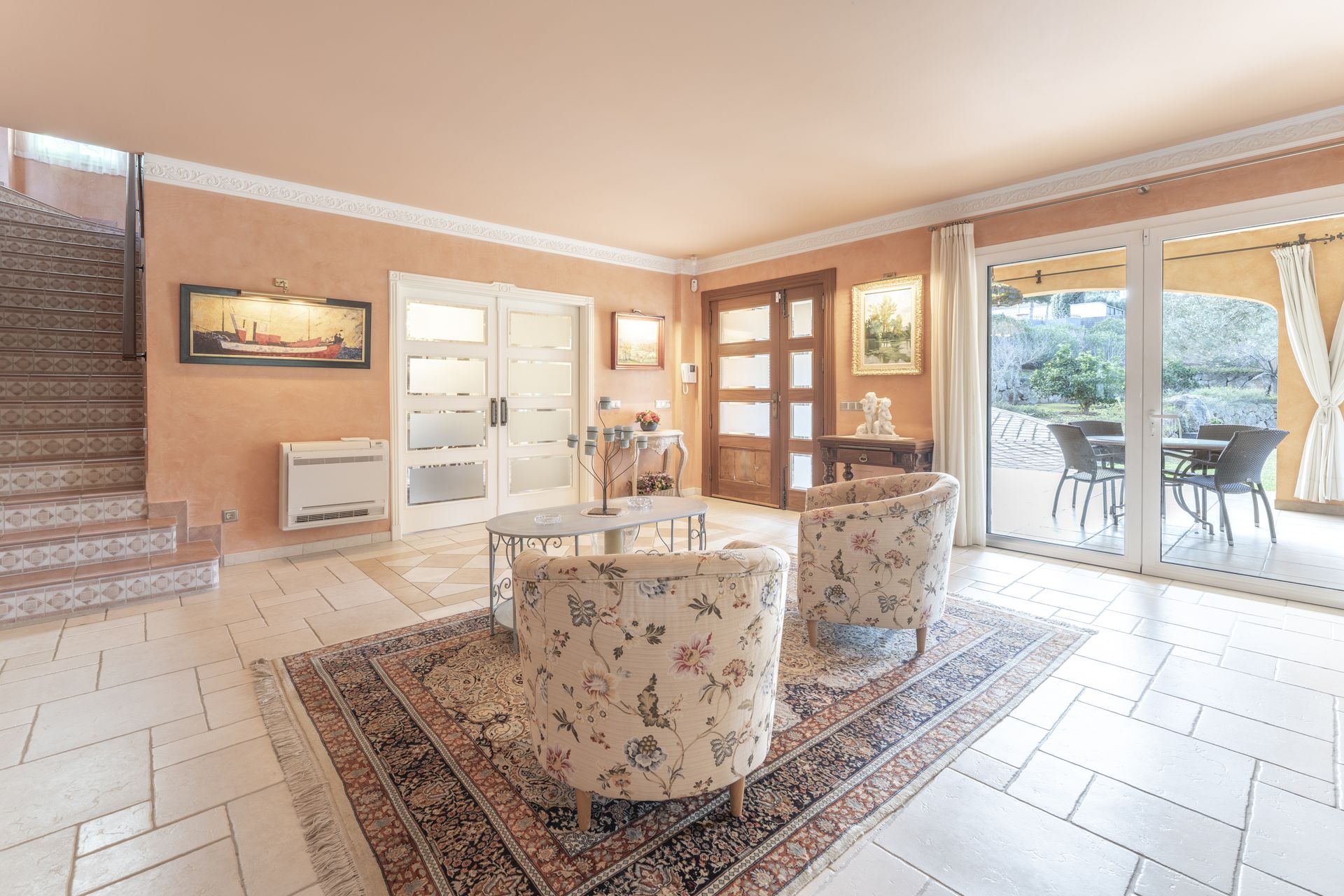 Spacious Mediterranean Villa for Sale in Santa Ponsa