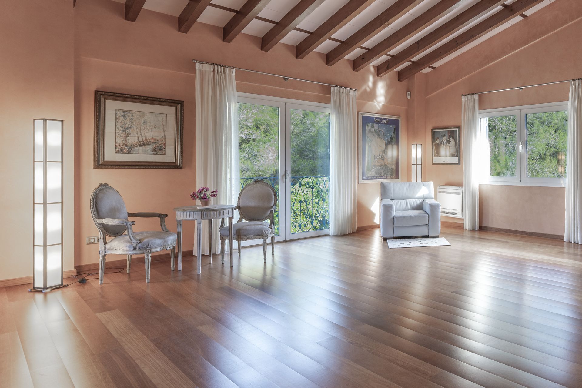 Spacious Mediterranean Villa for Sale in Santa Ponsa