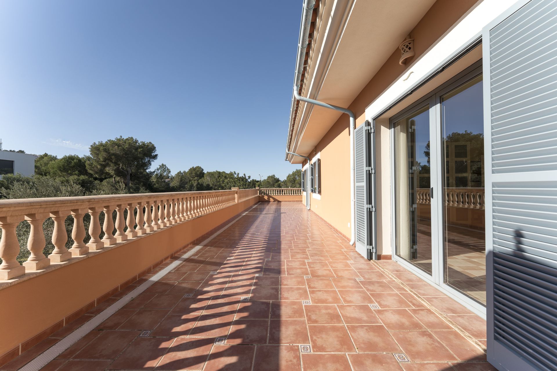 Spacious Mediterranean Villa for Sale in Santa Ponsa