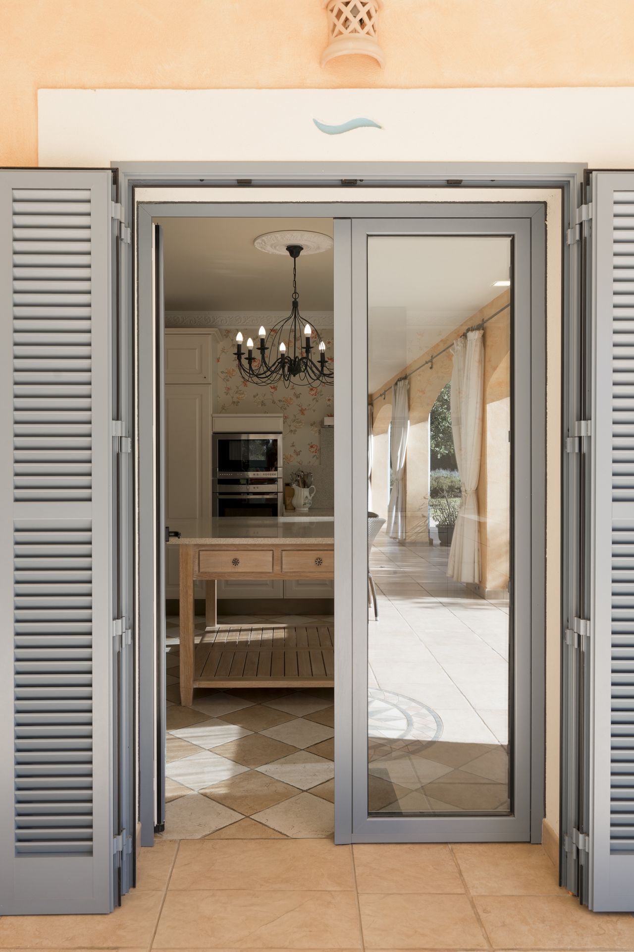 Spacious Mediterranean Villa for Sale in Santa Ponsa