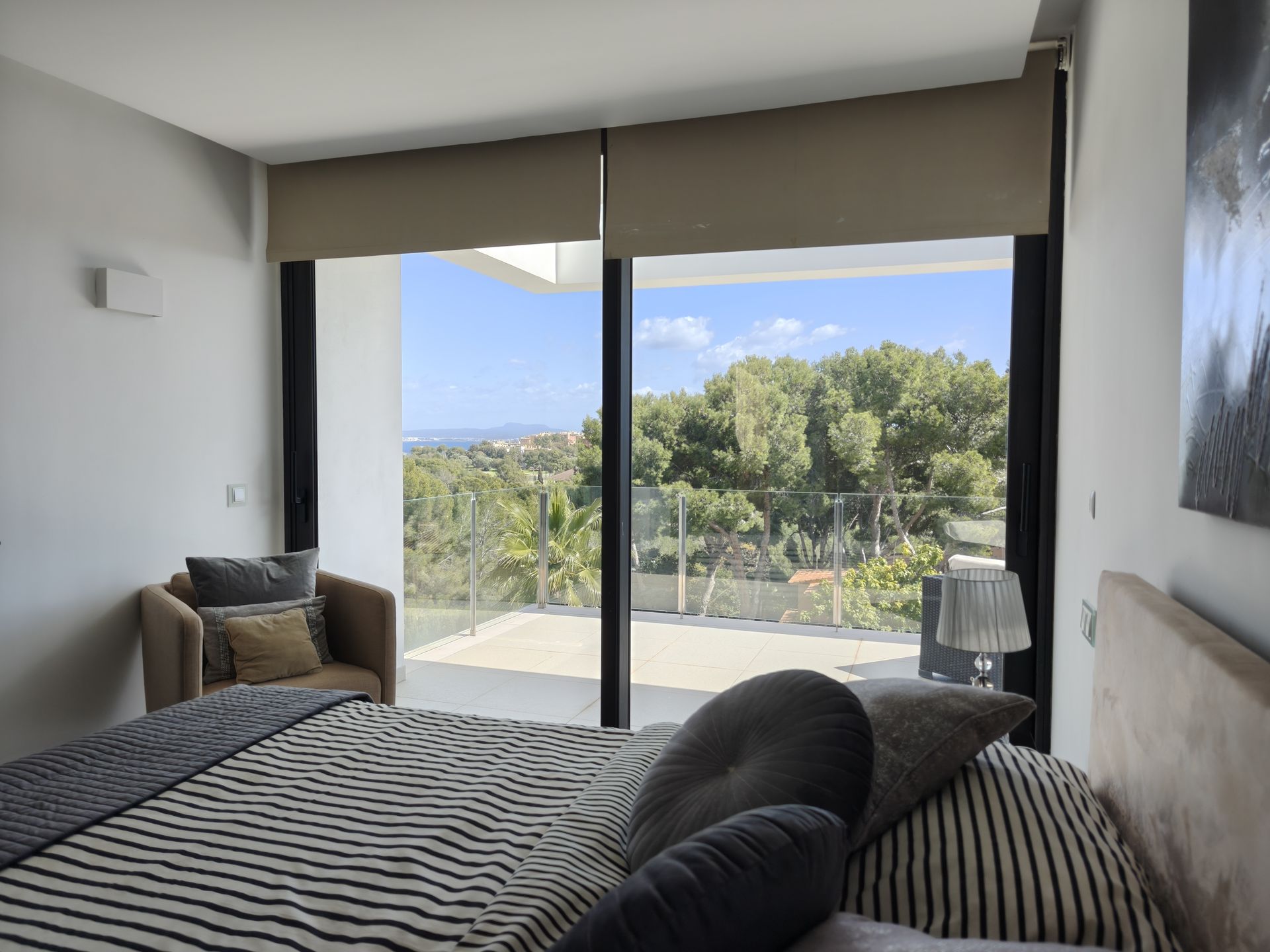 Modern Villa with Sea View for Sale in Bendinat