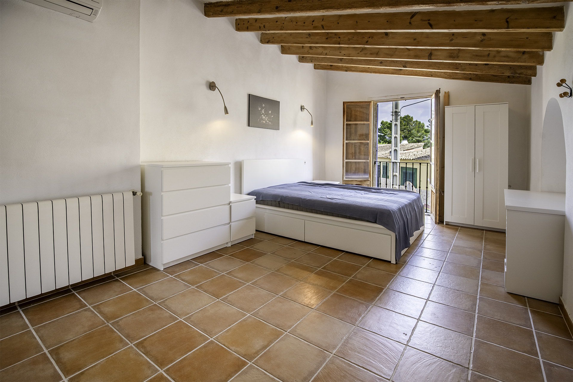 Historic Real Estate with Guest Apartment for Sale in luxury Area of Palma