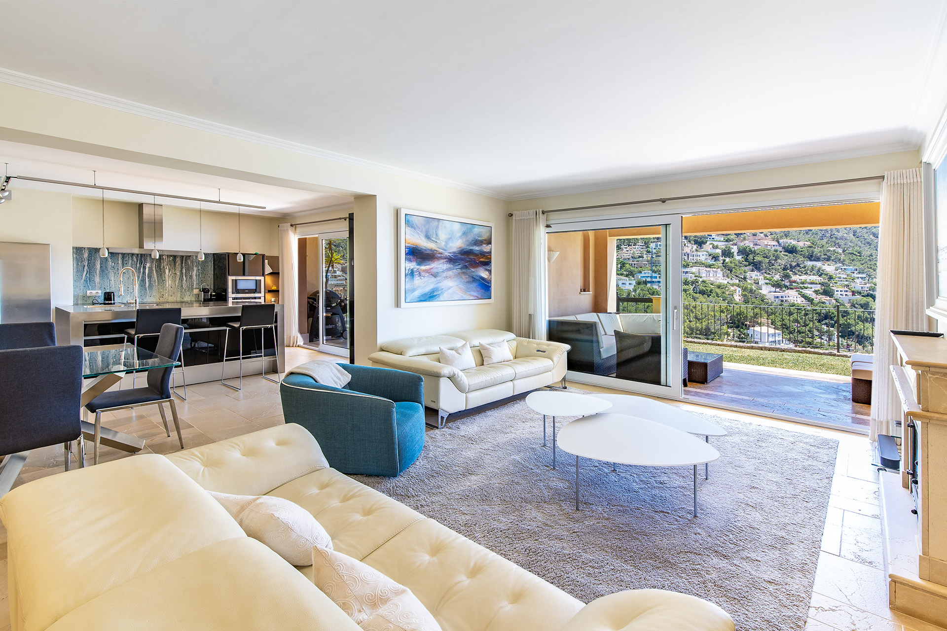 Trädgårdslägenhet med havsutsikt till salu i Port Andratx