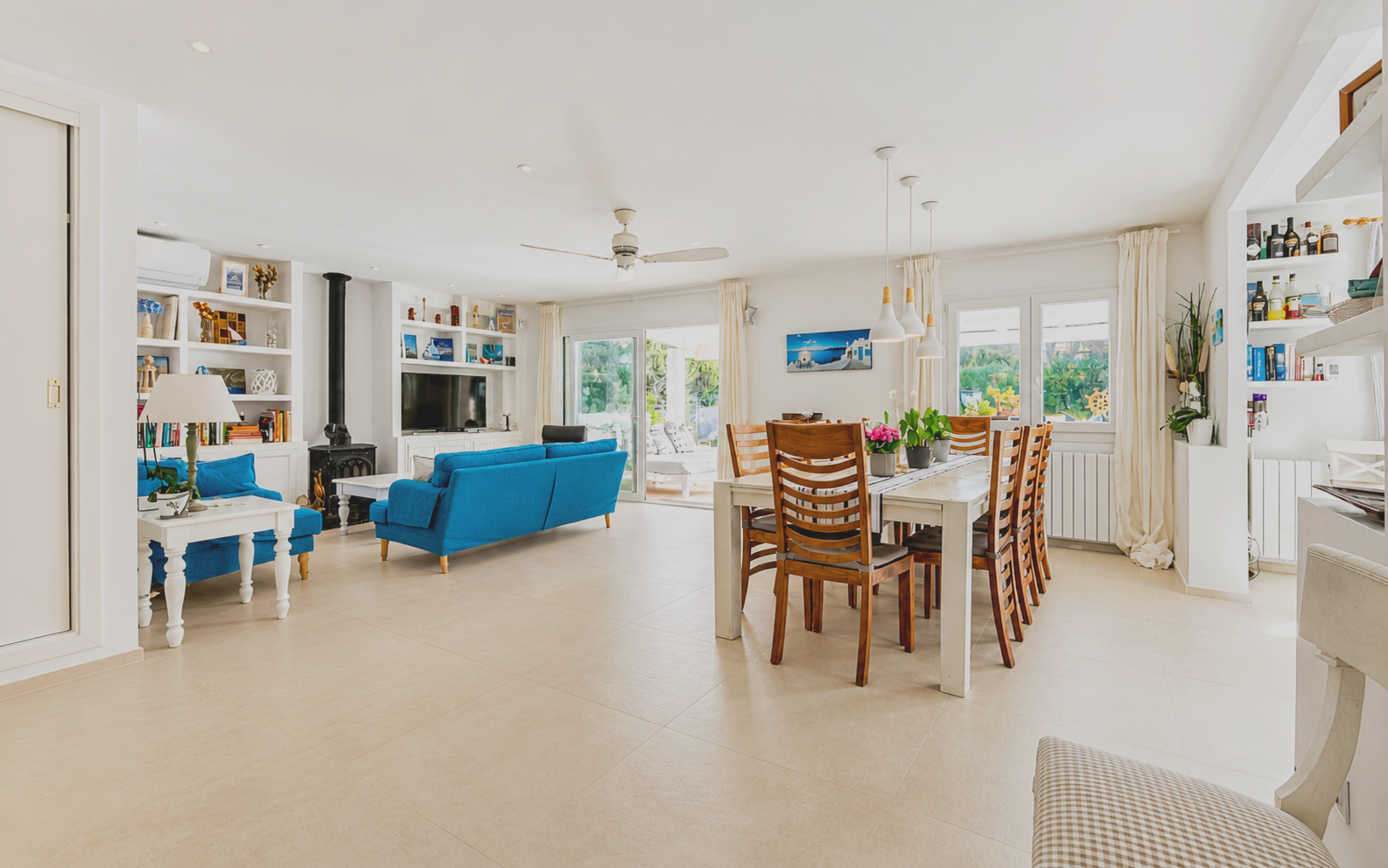 Lovely Villa with Holiday Licence for Sale in Santa Ponsa