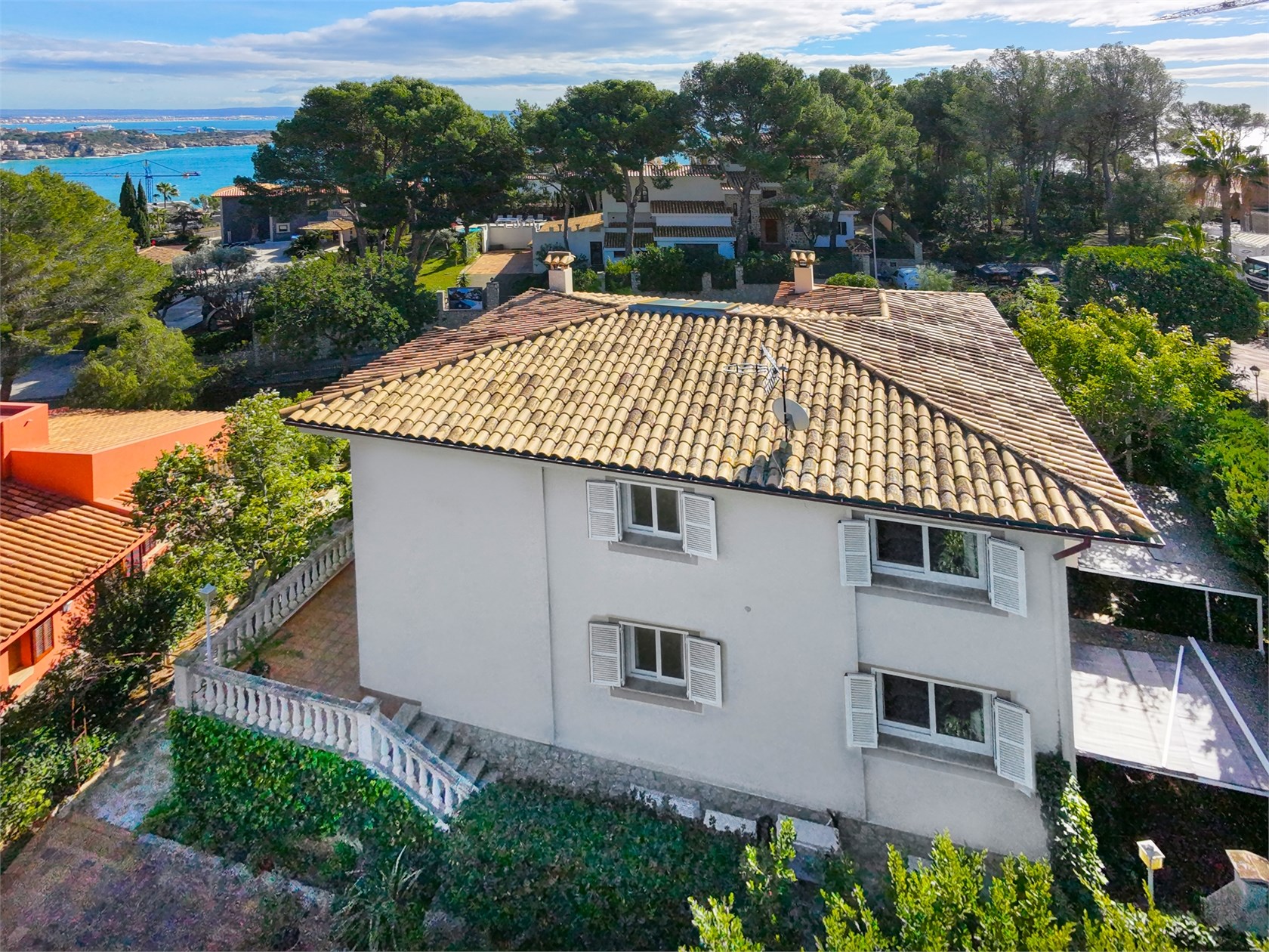 Villa mediterránea en venta en la lujosa zona de Cas Catala.