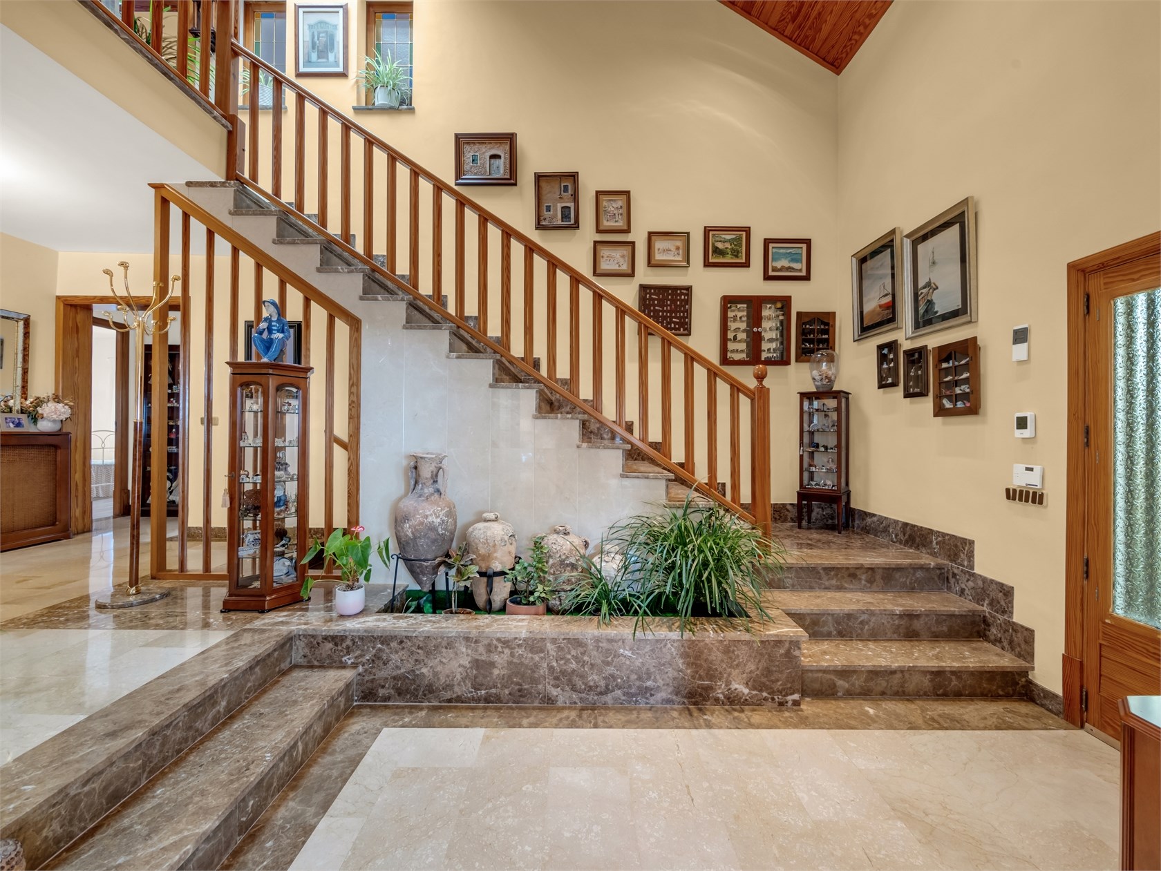 Villa mediterránea en venta en la lujosa zona de Cas Catala.