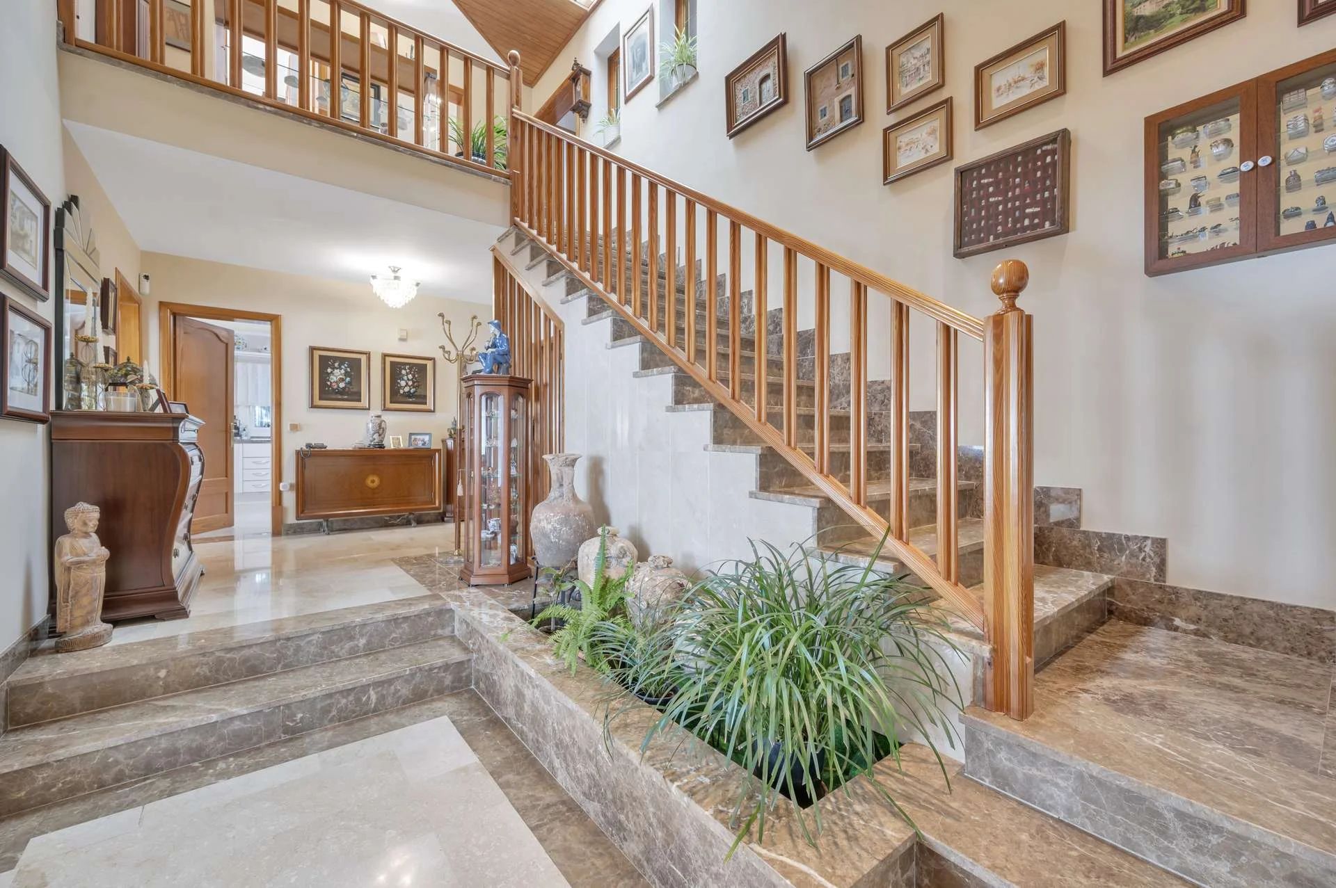 Villa mediterránea en venta en la lujosa zona de Cas Catala.