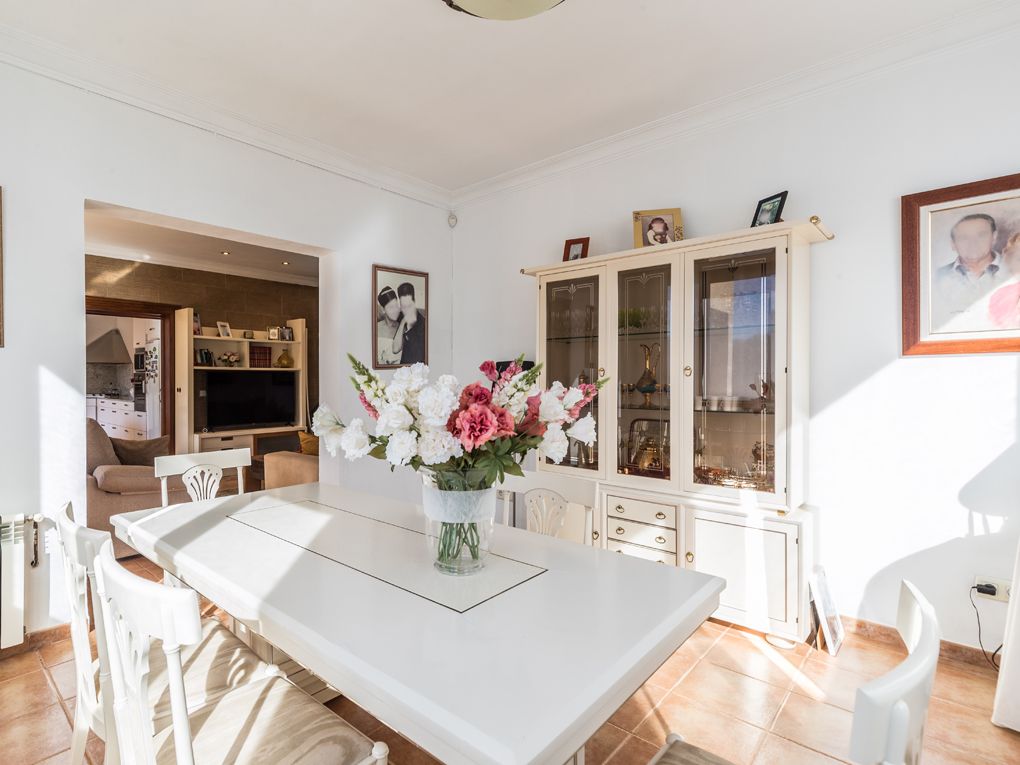 Spacious Finca for Sale in a quiet Area of  Algaida