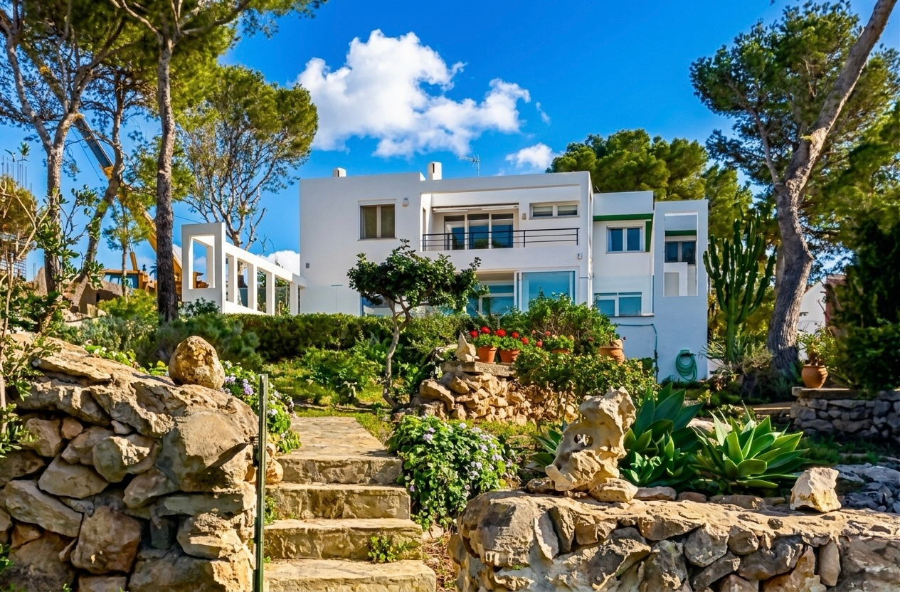 Gemütliche Villa zum Verkauf am Meer in Bahia Azul mit Mietlizenz