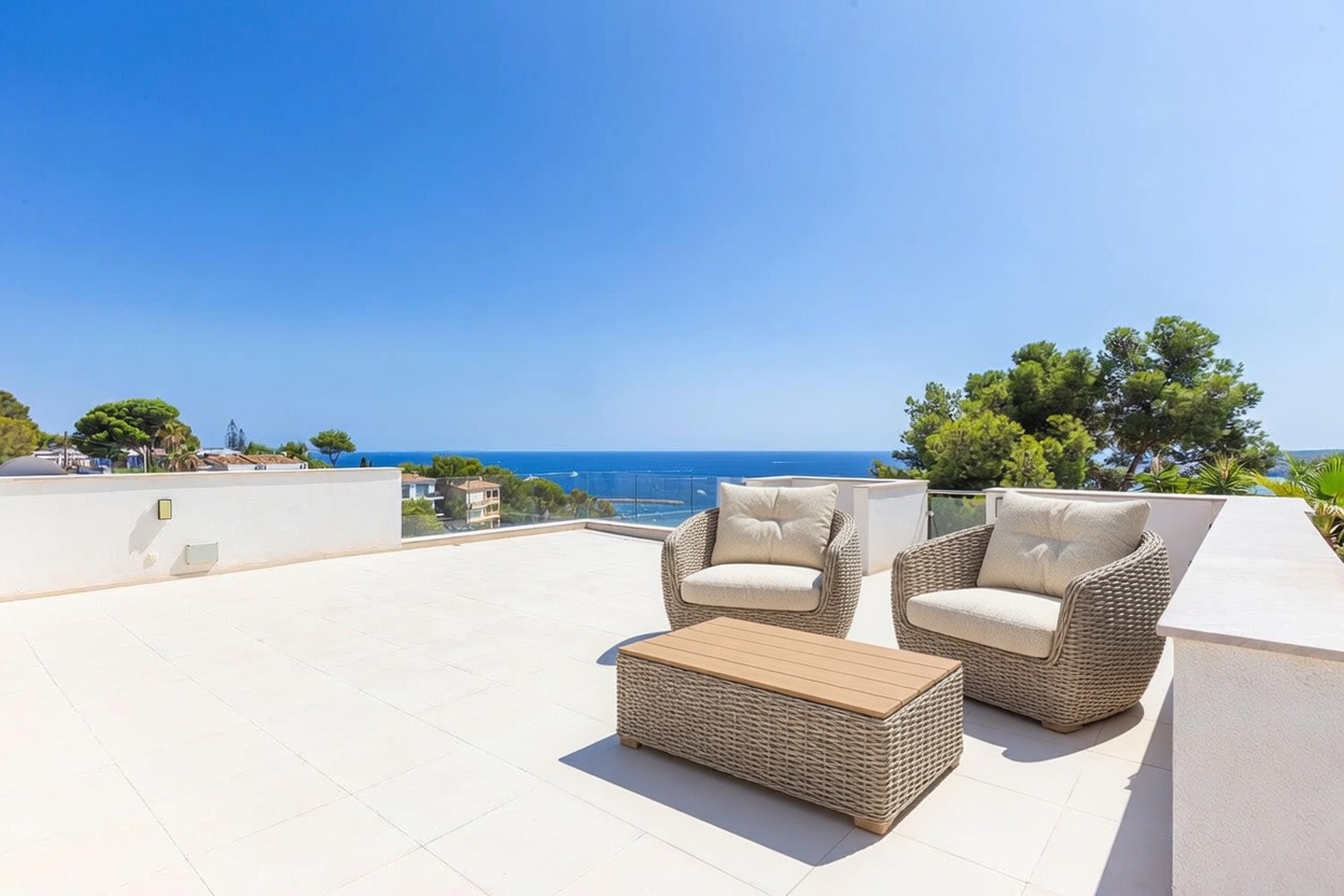 Moderne Villa mit traumhaftem Meerblick in Costa d'en Blanes zu verkaufen
