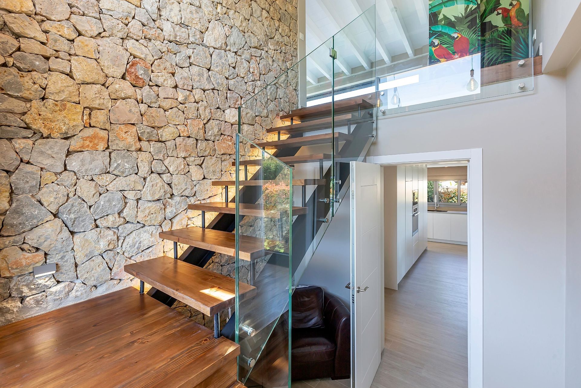 Modern Villa with Holiday Licence for sale in Santa Ponsa
