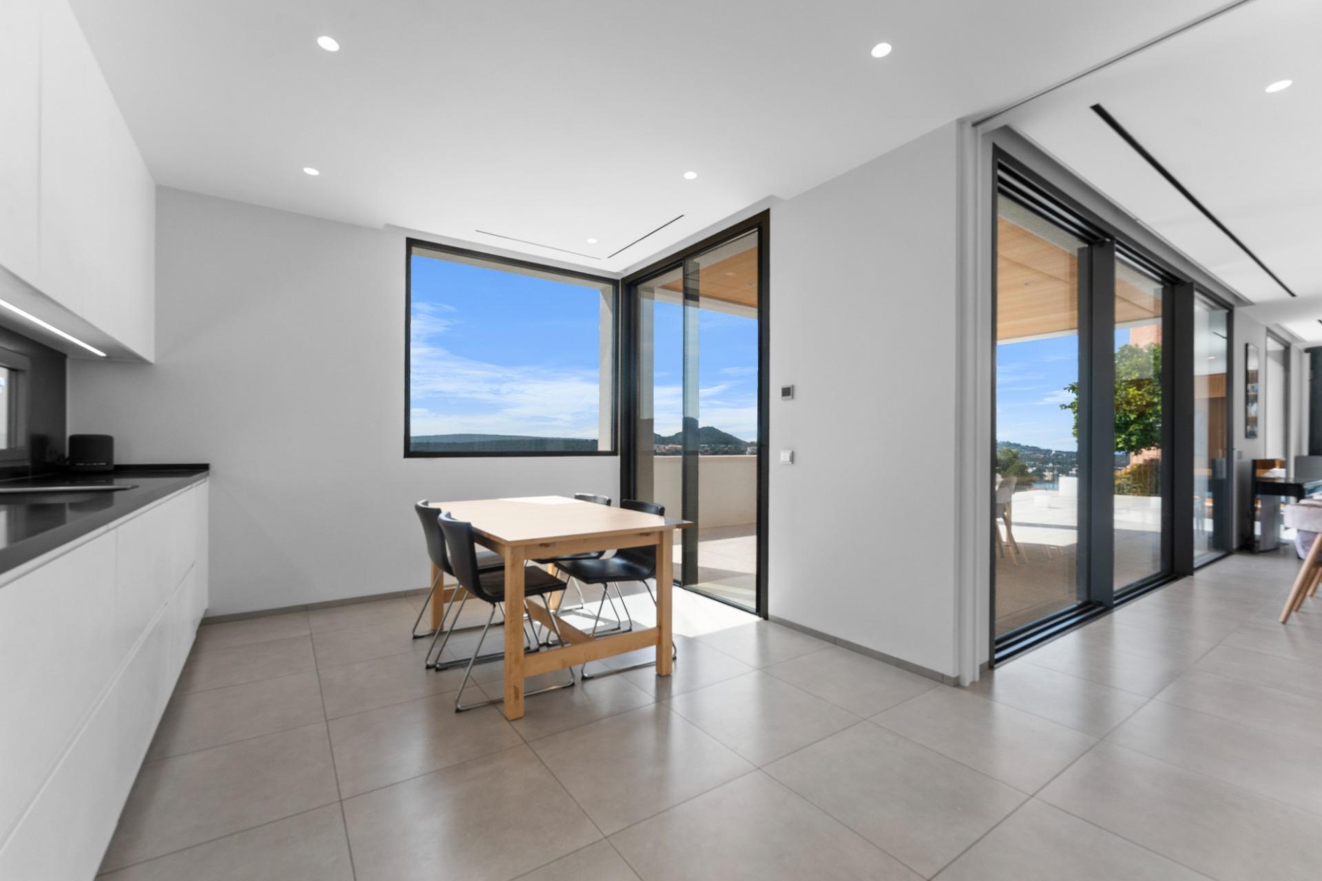 Luxury Villa for Sale in Santa Ponsa with Sea Views and Guest House